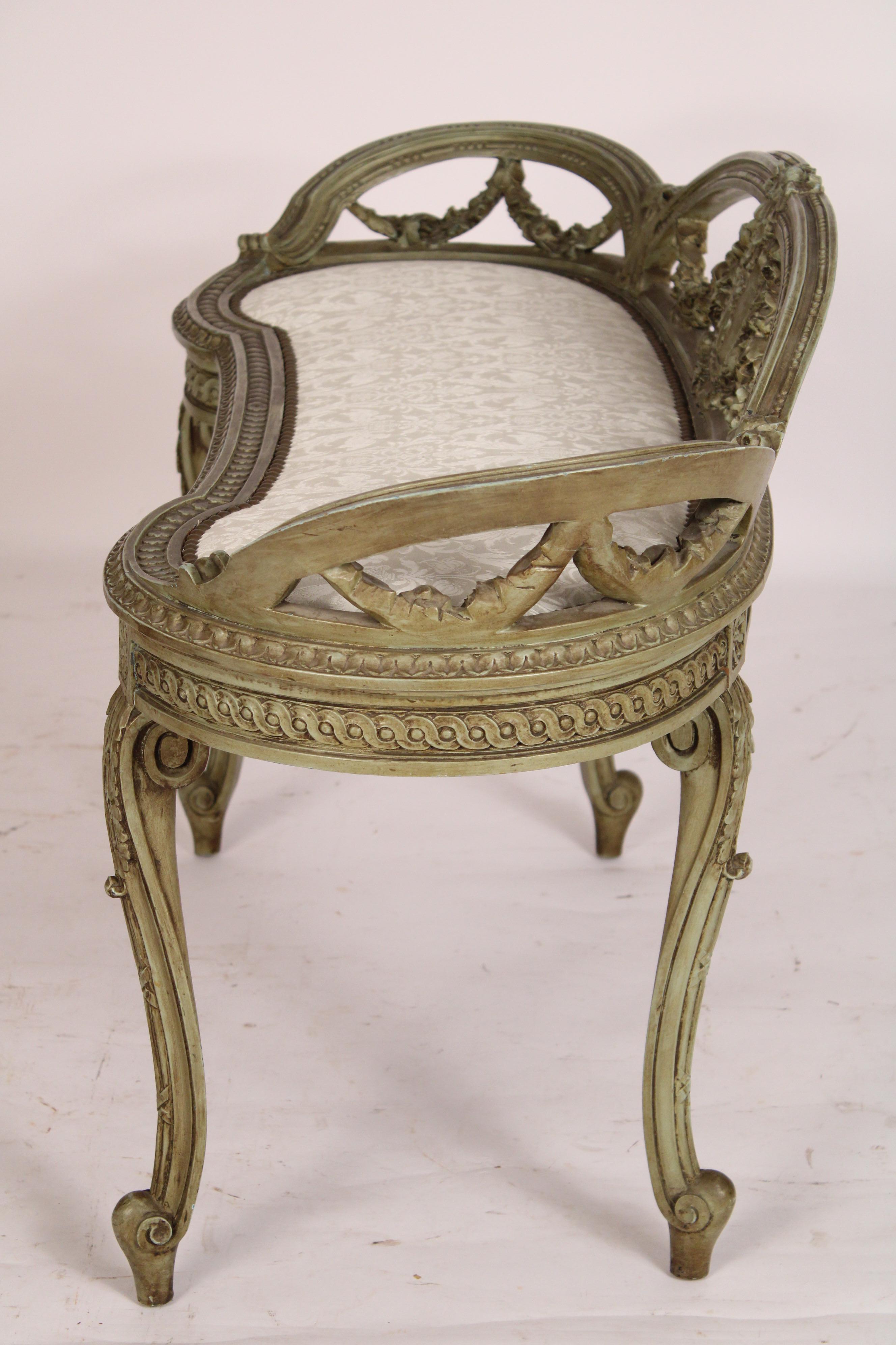 European Painted Louis XV / XVI Transistional Style Bench For Sale