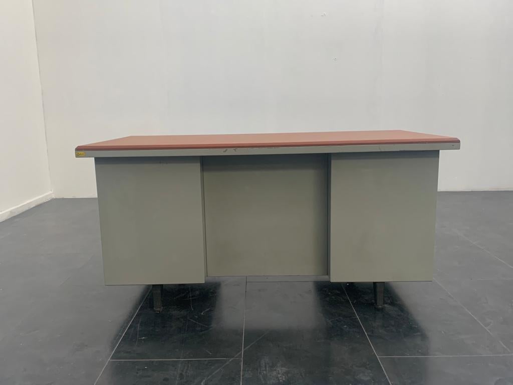 Painted Metal Desk with Brown Leatherette Top from Mermelada Estudio, 1960s For Sale 2
