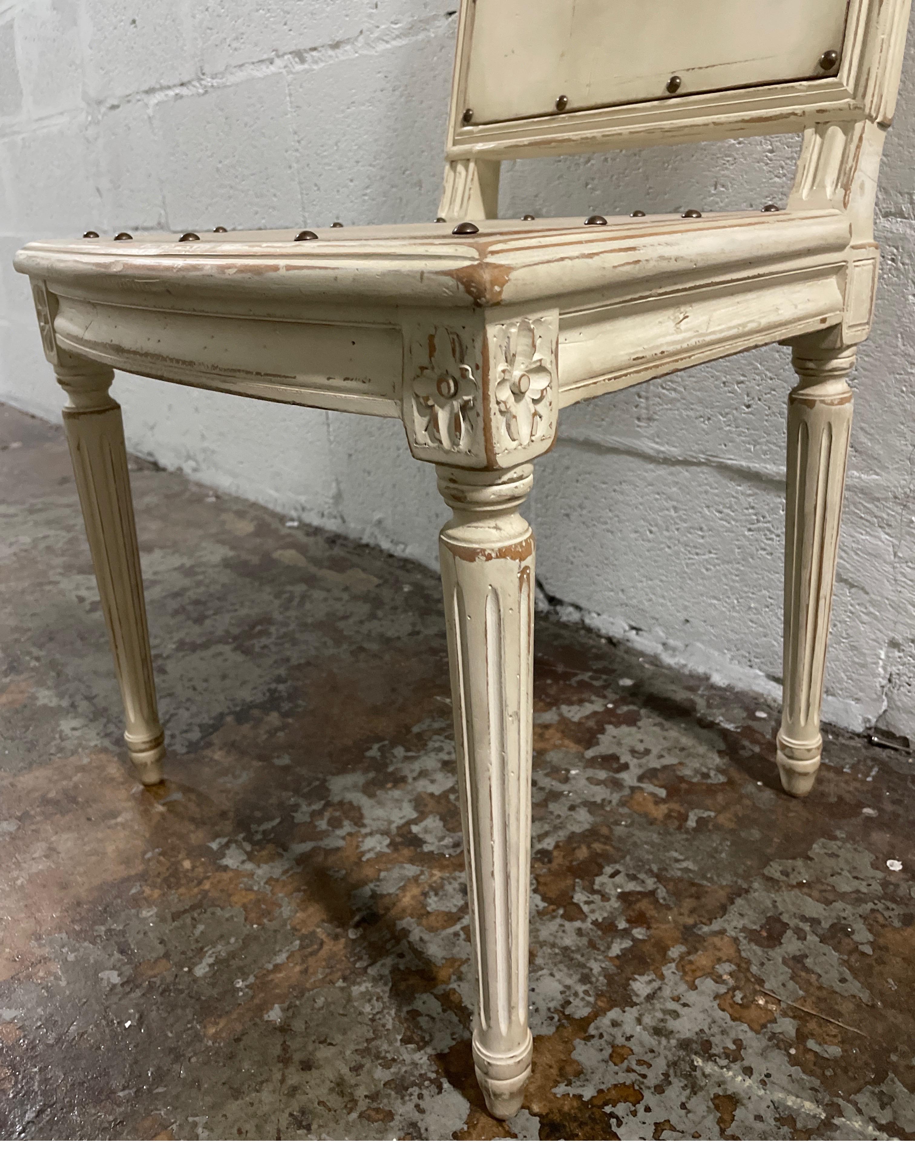 Painted Neoclassical Side or Desk Chair In Good Condition For Sale In West Palm Beach, FL