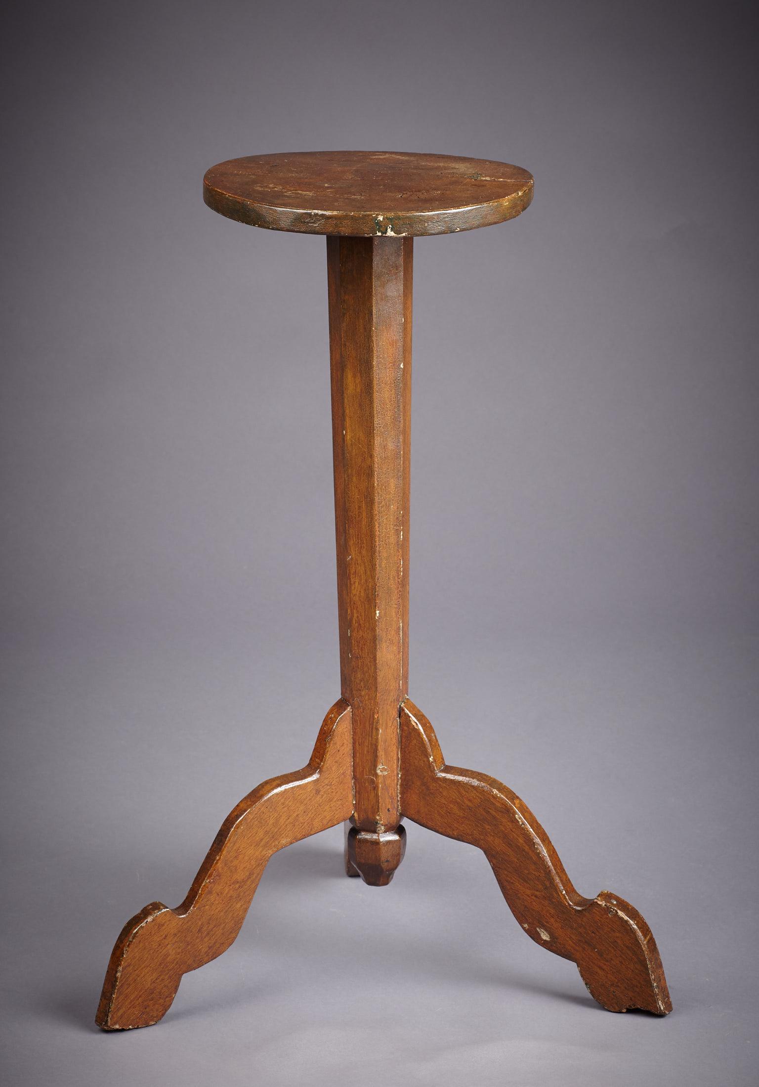 Painted Oak Candle-Stand, Early 18th Century, Queen Anne, England, circa 1710 For Sale 5