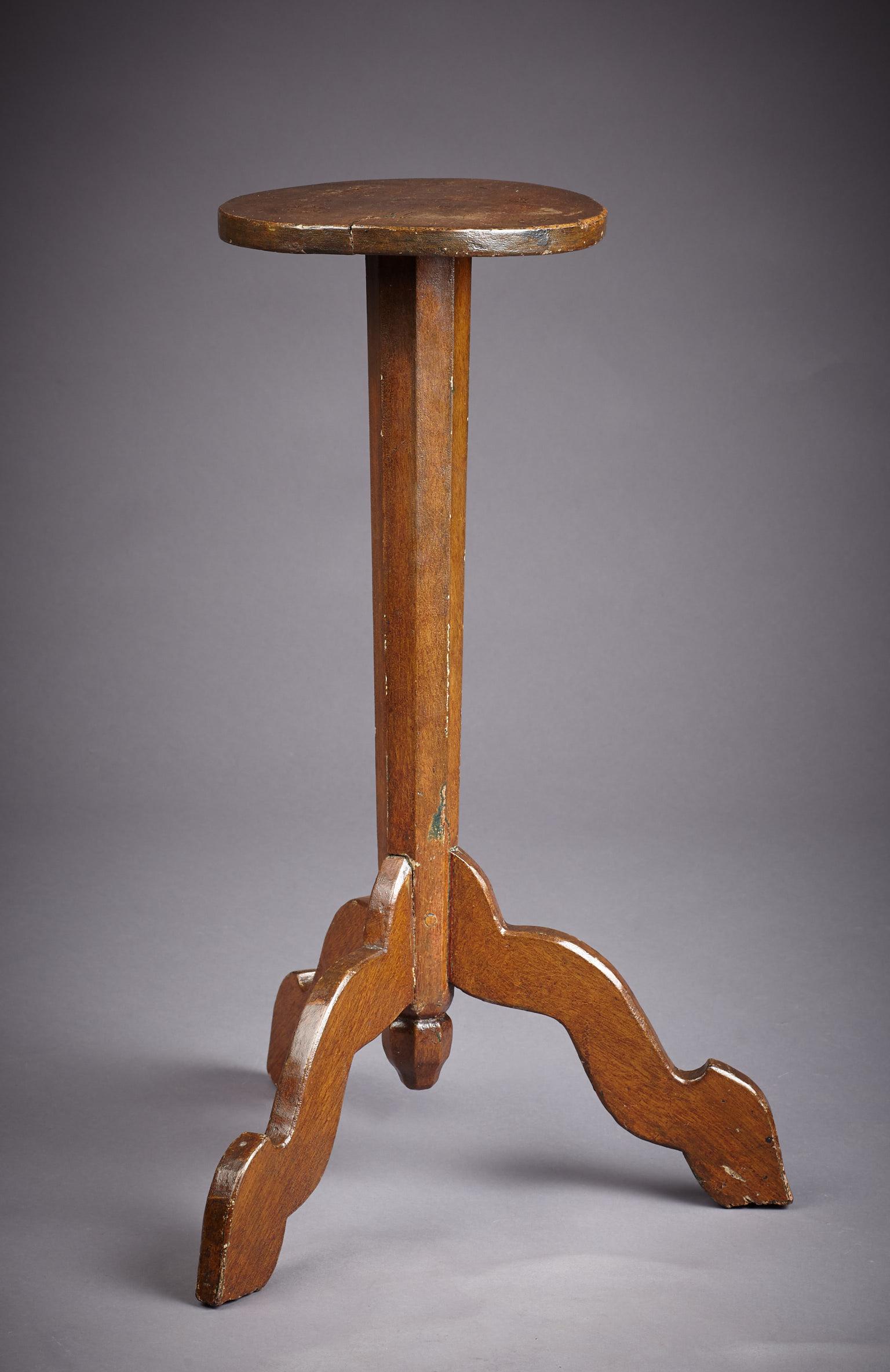 Painted Oak Candle-Stand, Early 18th Century, Queen Anne, England, circa 1710 For Sale 7
