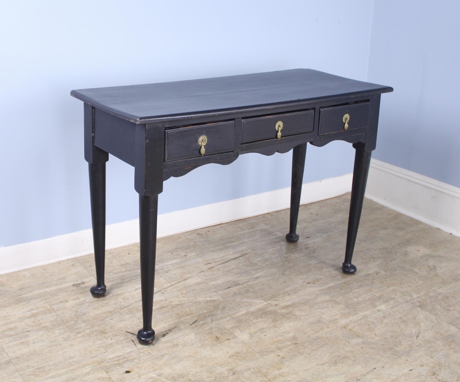 Painted Oak Pad Foot Server or Console, in the Style of George I In Good Condition In Port Chester, NY