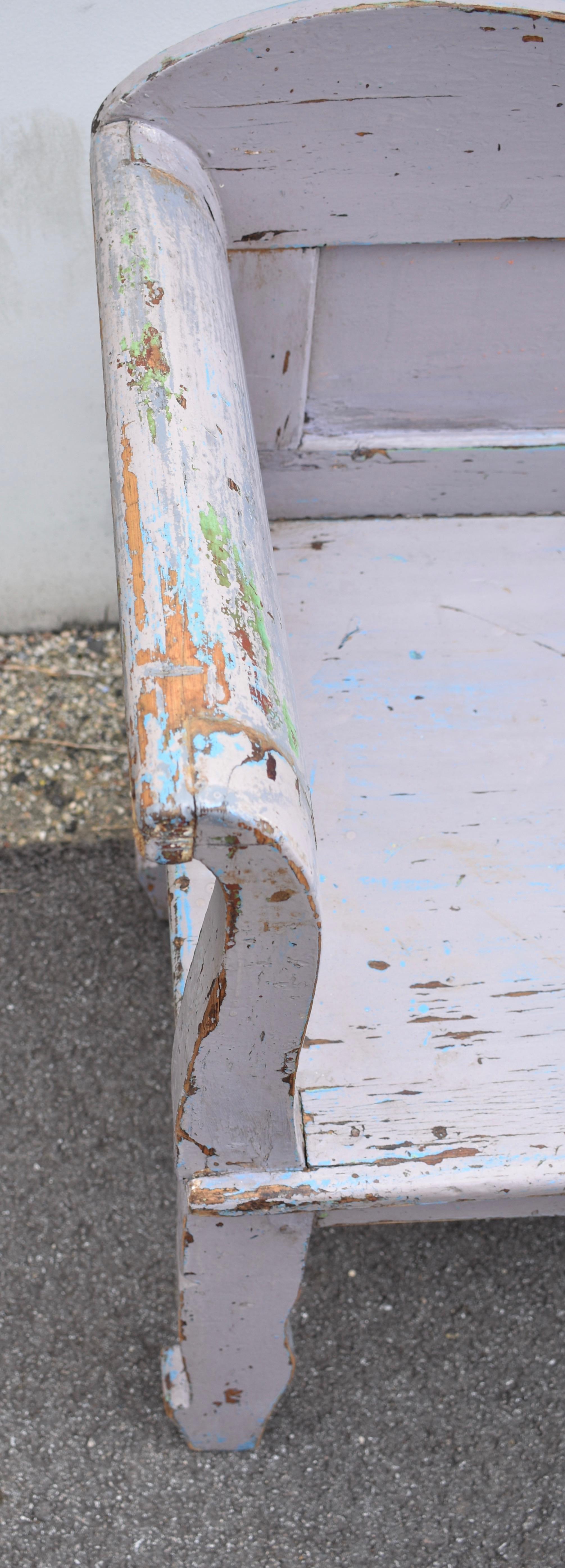 Painted Pine Camel-Back Bench or Settle. For Sale 5