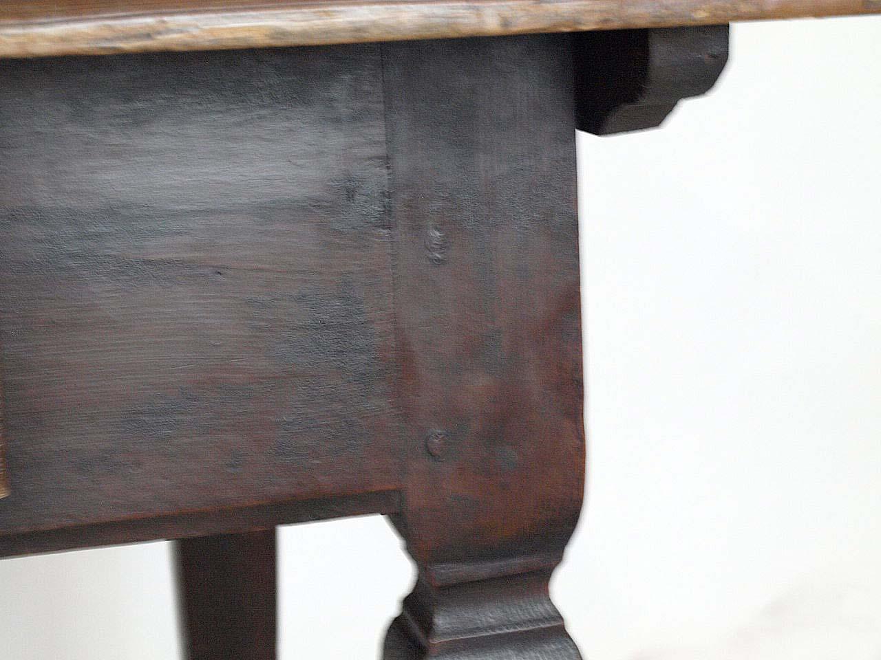 Table de taverne à un tiroir en pin peint en vente 4