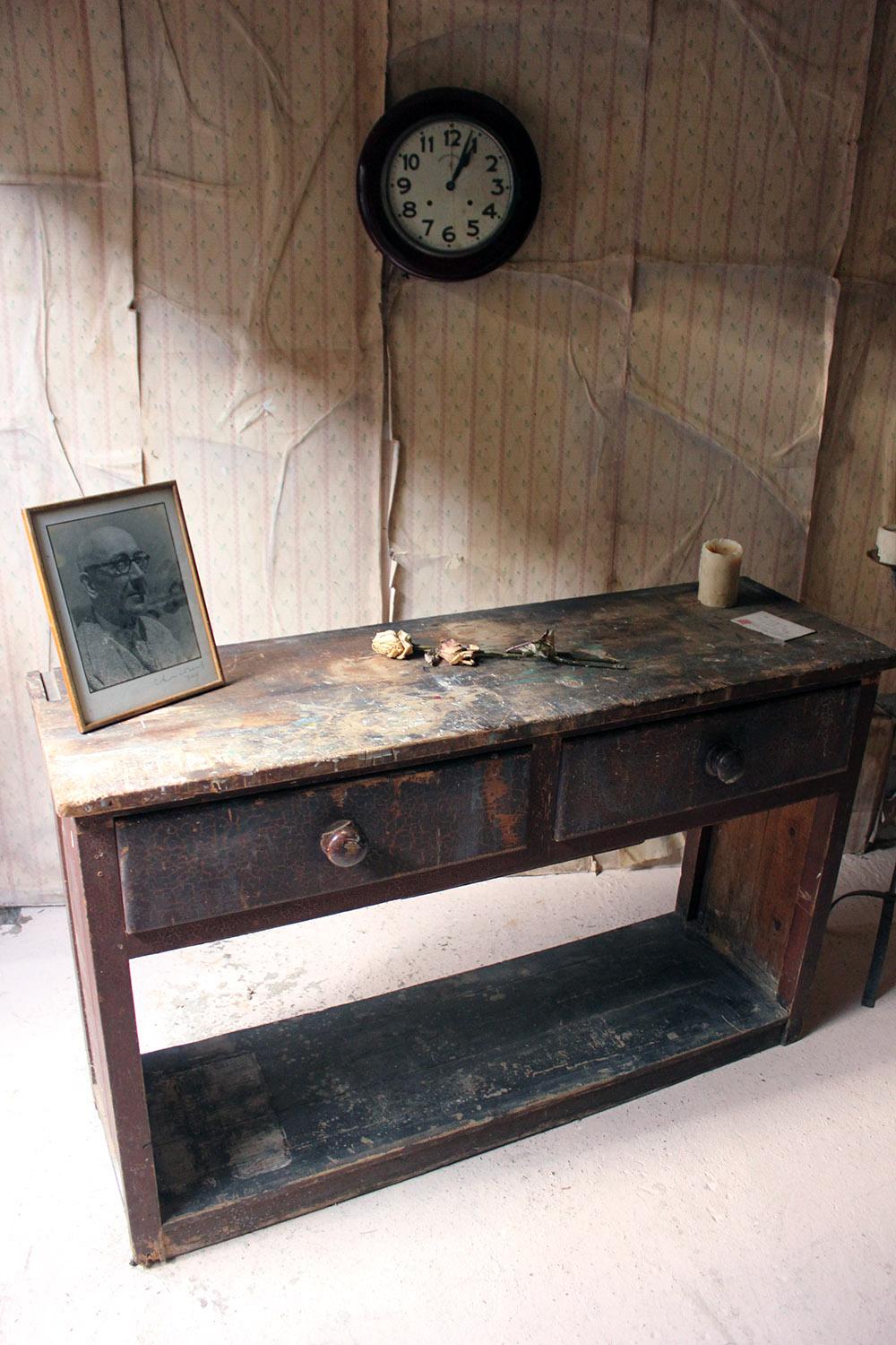 Painted Pine Potboard Dresser Base, circa 1830-1840 3