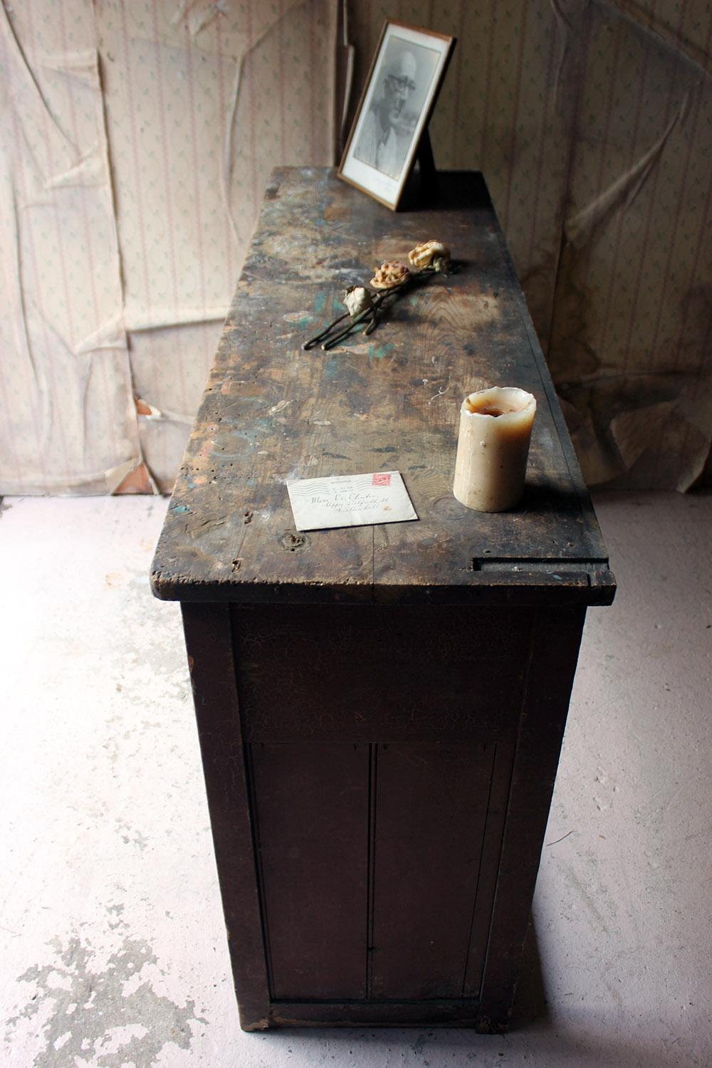Painted Pine Potboard Dresser Base, circa 1830-1840 4