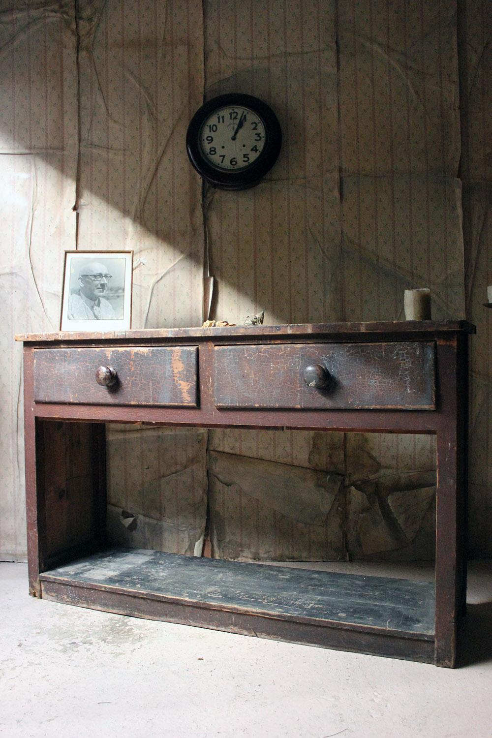 Painted Pine Potboard Dresser Base, circa 1830-1840 9