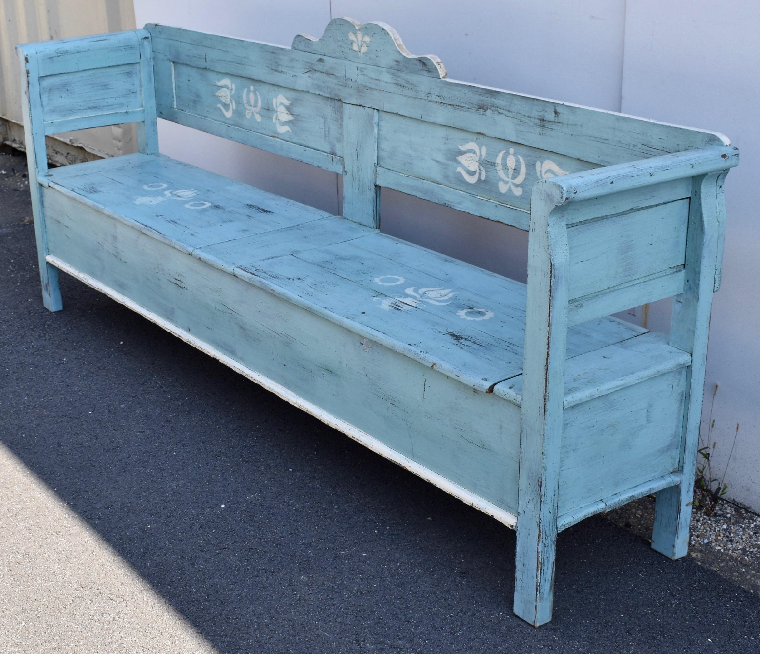 Folk Art Painted Pine Storage Bench or Settle For Sale