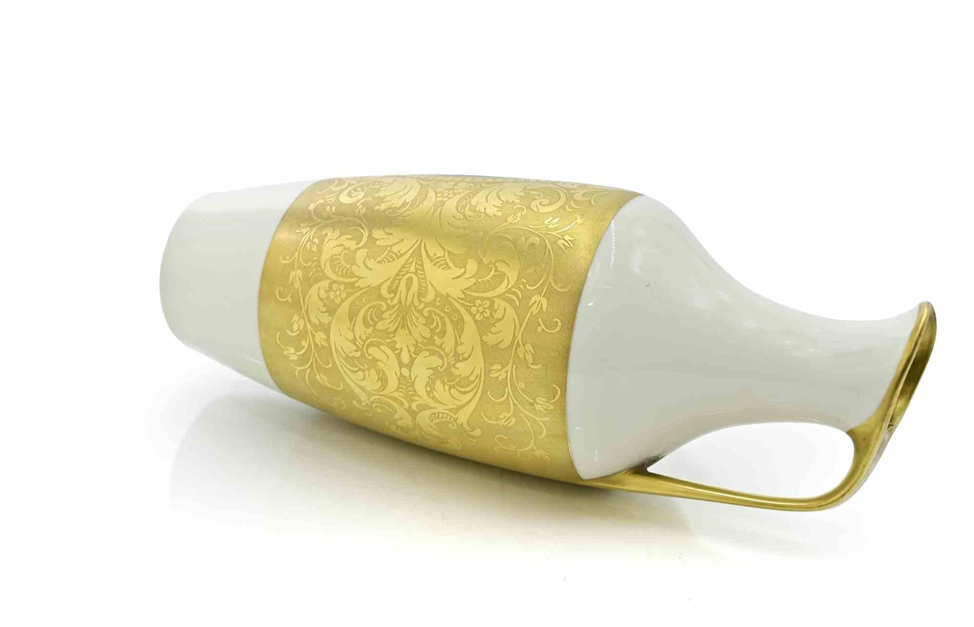 italien Cruche en porcelaine peinte d'Arrigo Finzi, milieu du 20e siècle en vente