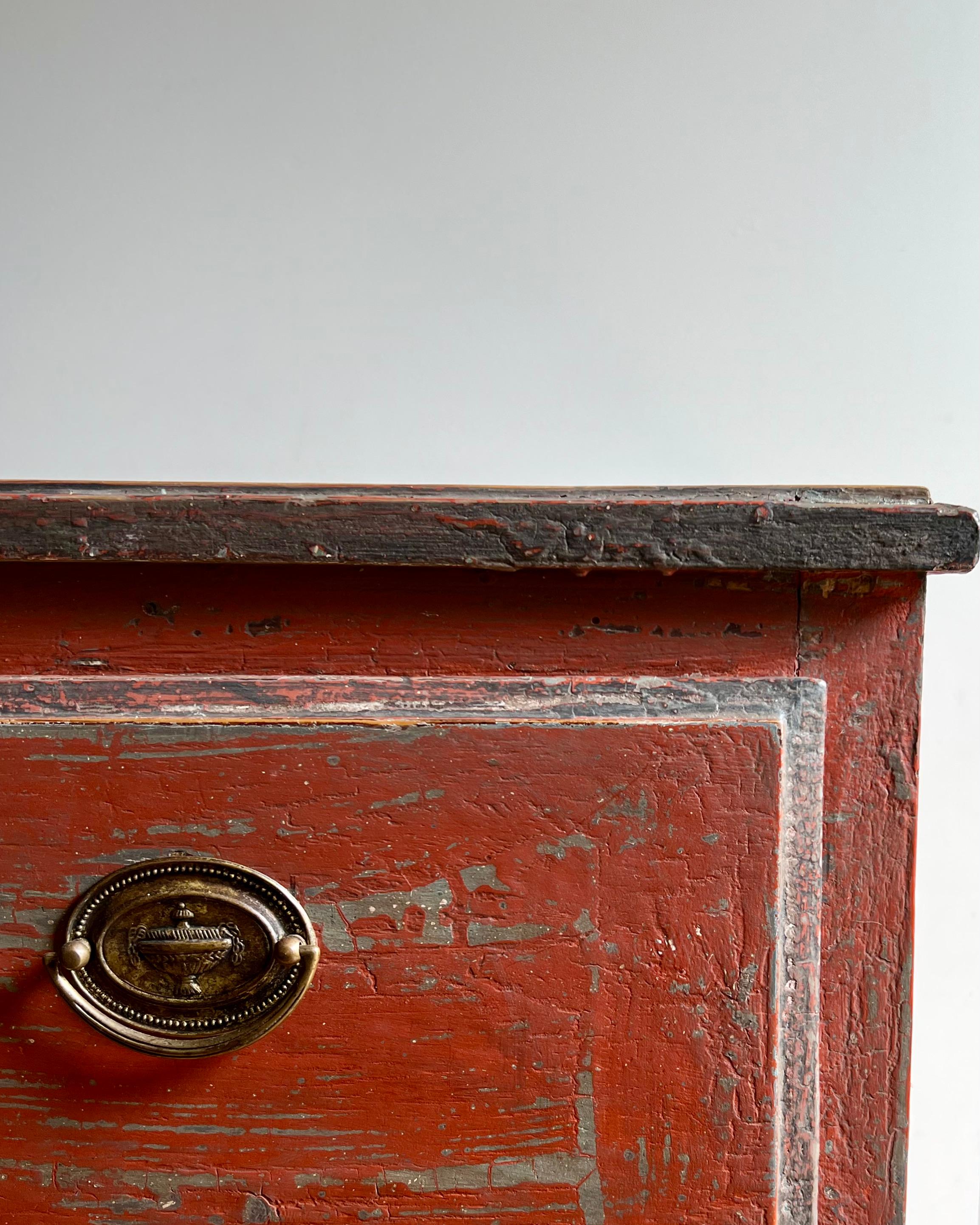 Early 20th Century Painted Portuguese Commode For Sale