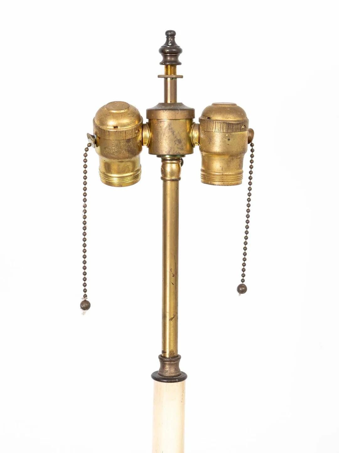 Dipinto a mano Lampada da terra dipinta in stile Regency in vendita