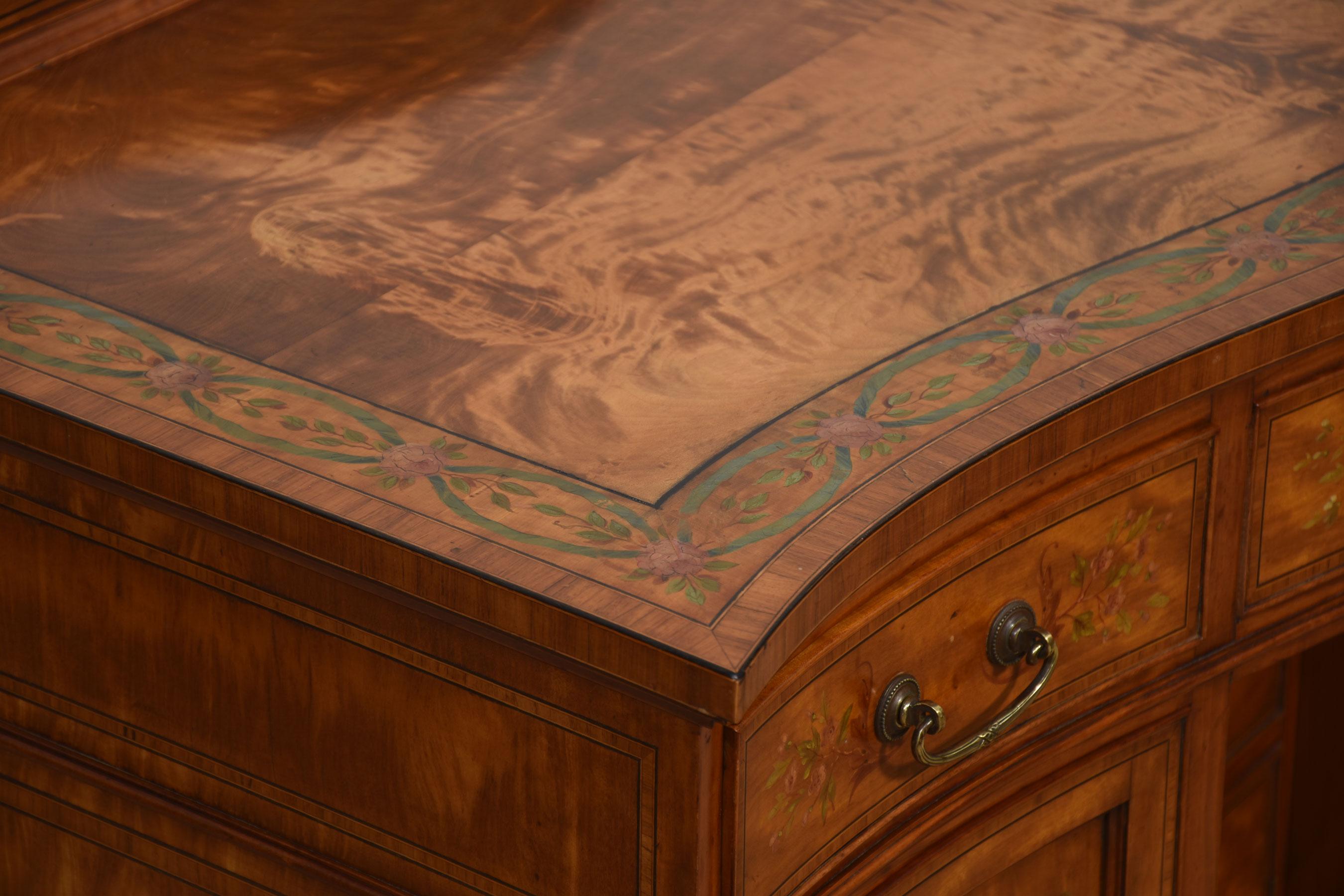 Painted Satinwood Dressing Table For Sale 6