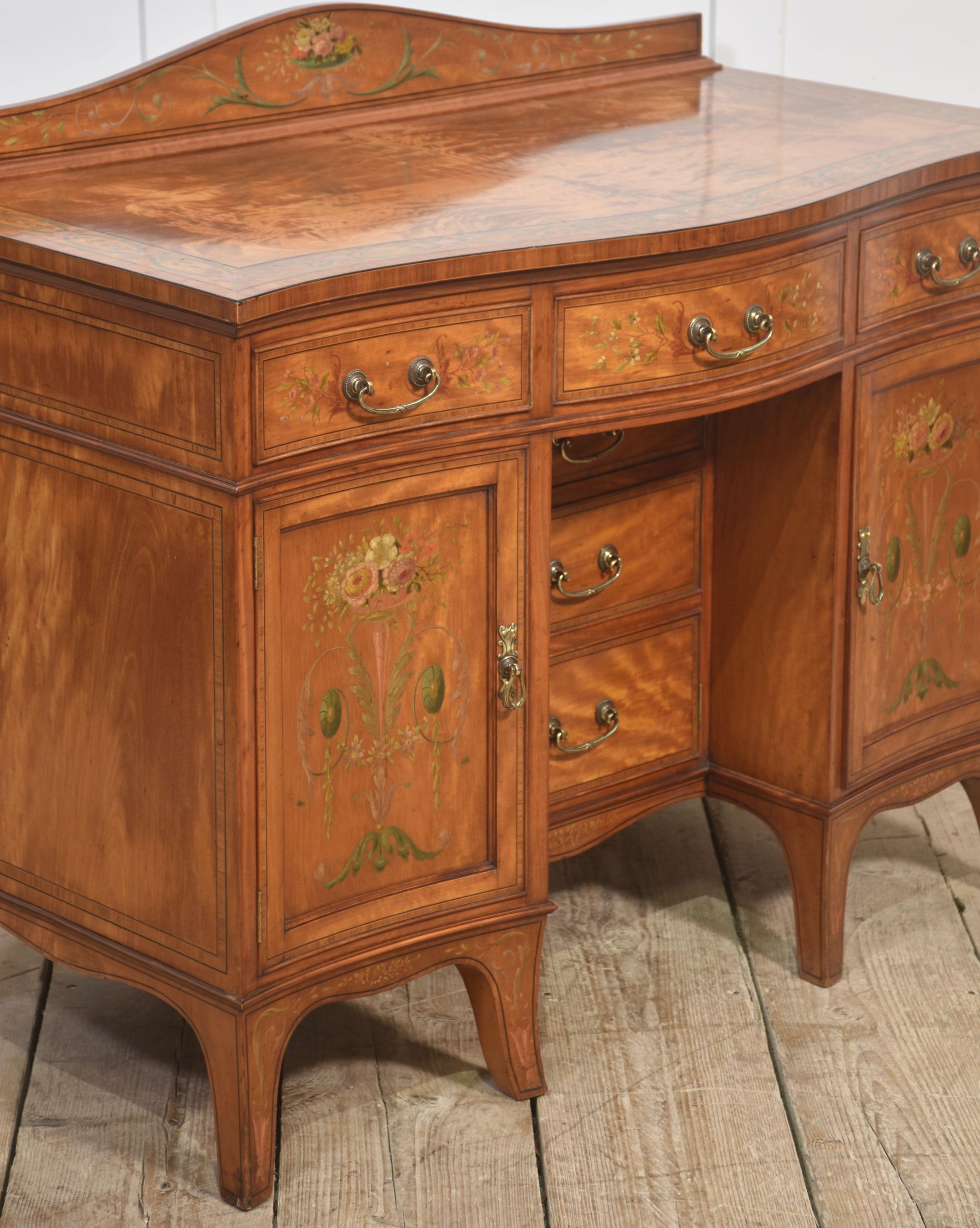 Painted Satinwood Dressing Table For Sale 4