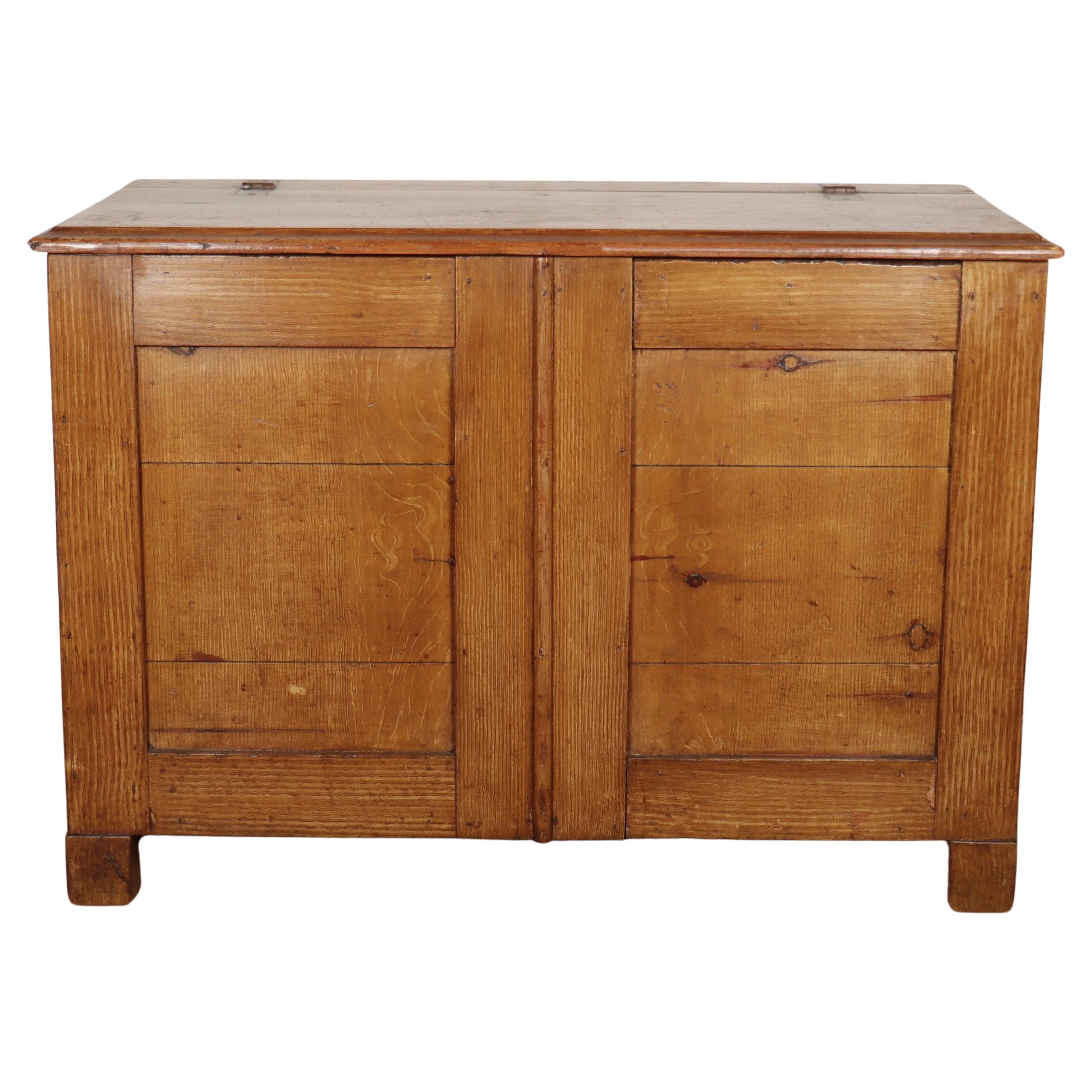 Boîte à bûches scandinave peinte en vente