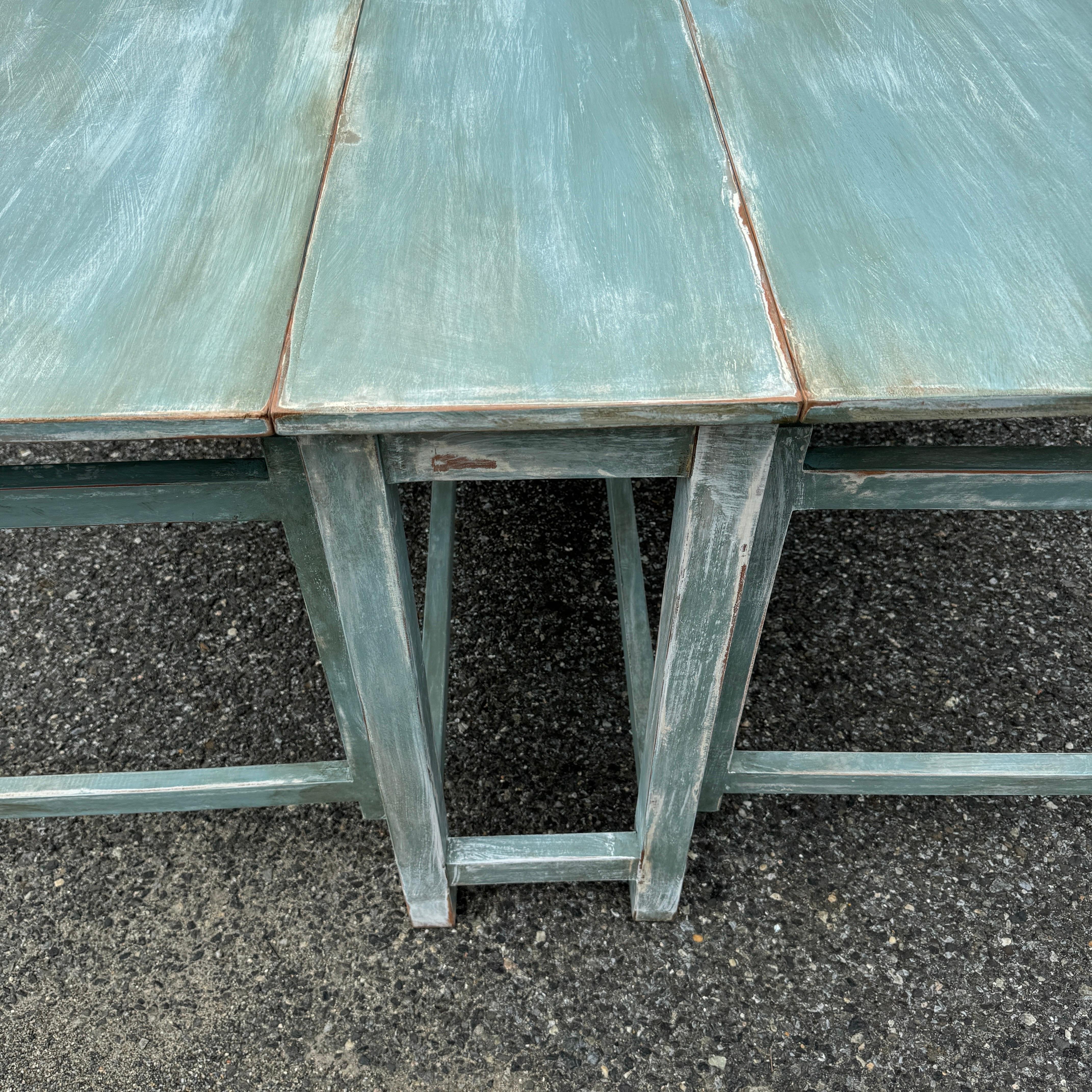 Painted Swedish Gustavian Style Drop Leaf Gate Leg Table For Sale 6