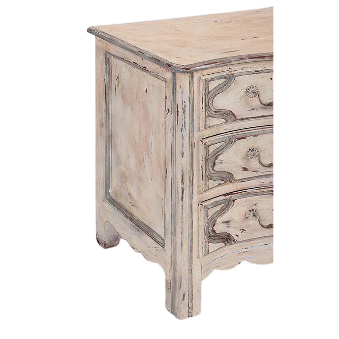 Bois Commode peinte à trois tiroirs A.I.C. C. 1940 de style Régence en vente