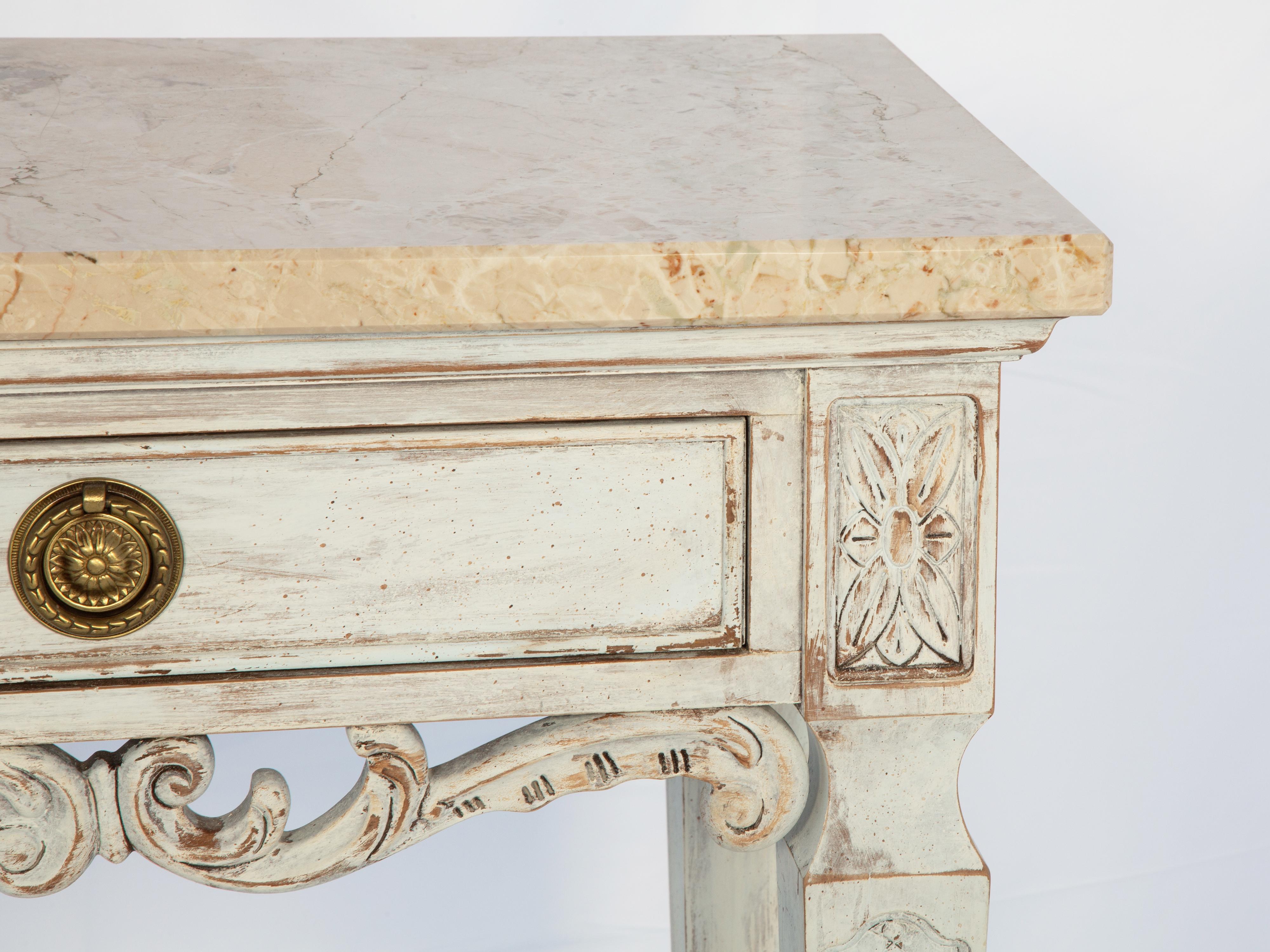 Table console vintage peinte avec plateau en marbre par Century en vente 4