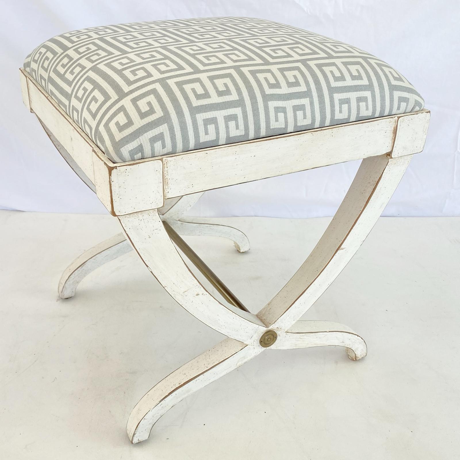 Painted Vintage Square Curule Stool by Baker In Good Condition For Sale In West Palm Beach, FL
