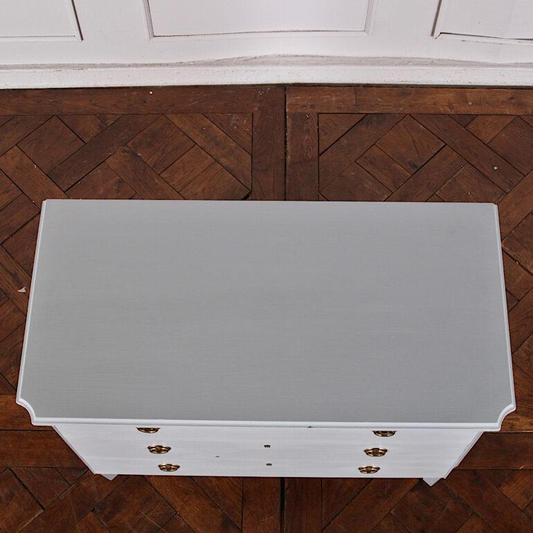 Painted Vintage Swedish Gustavian Style Commode 1
