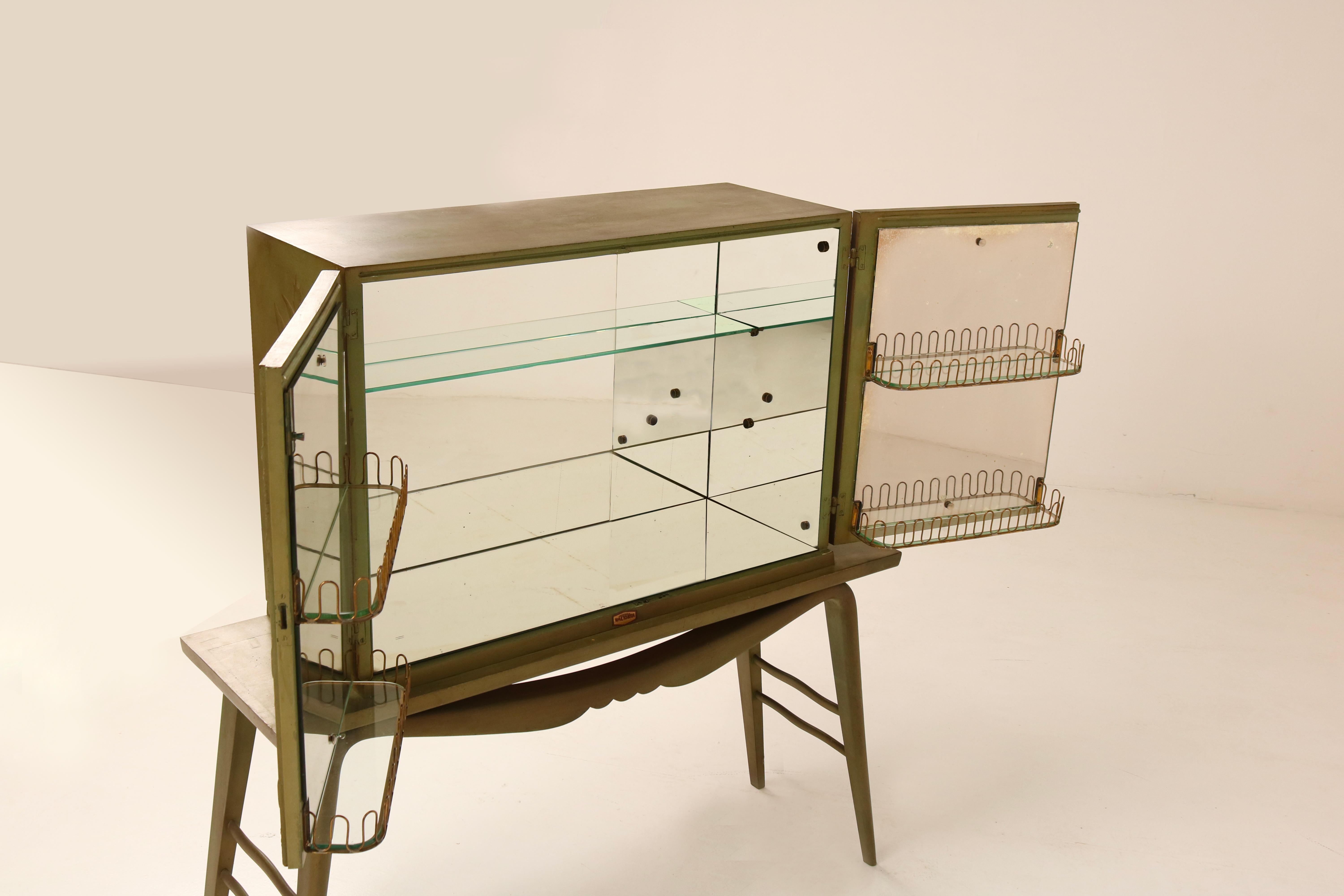 Painted wood and mirrored glass bar cabinet by Valtorta, Italian design 1930s For Sale 5