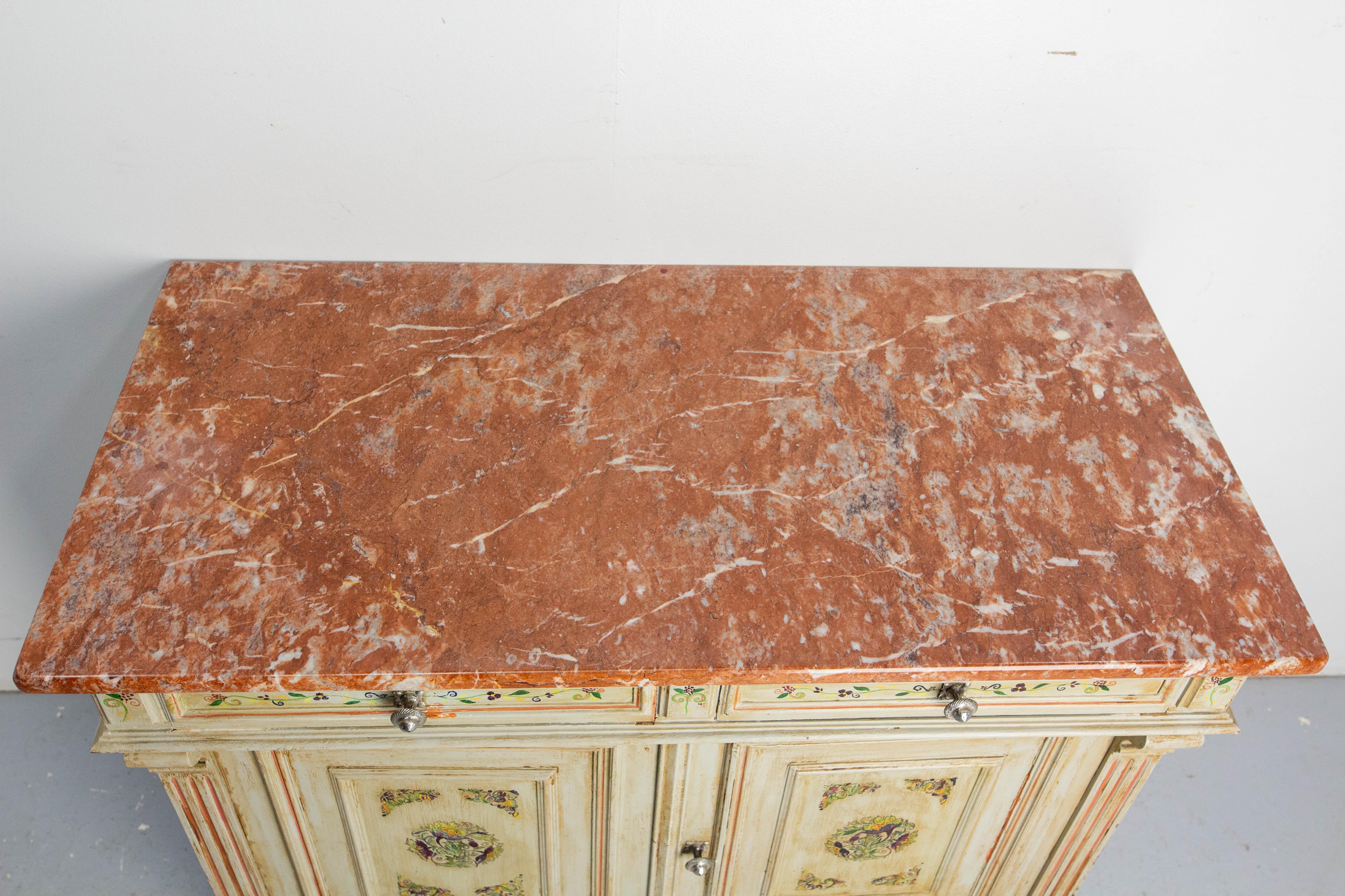 Bemaltes Buffetschrank mit Holz- und Marmorplatte, patiniert und dekoriert, Französisch, um 1900 im Angebot 4