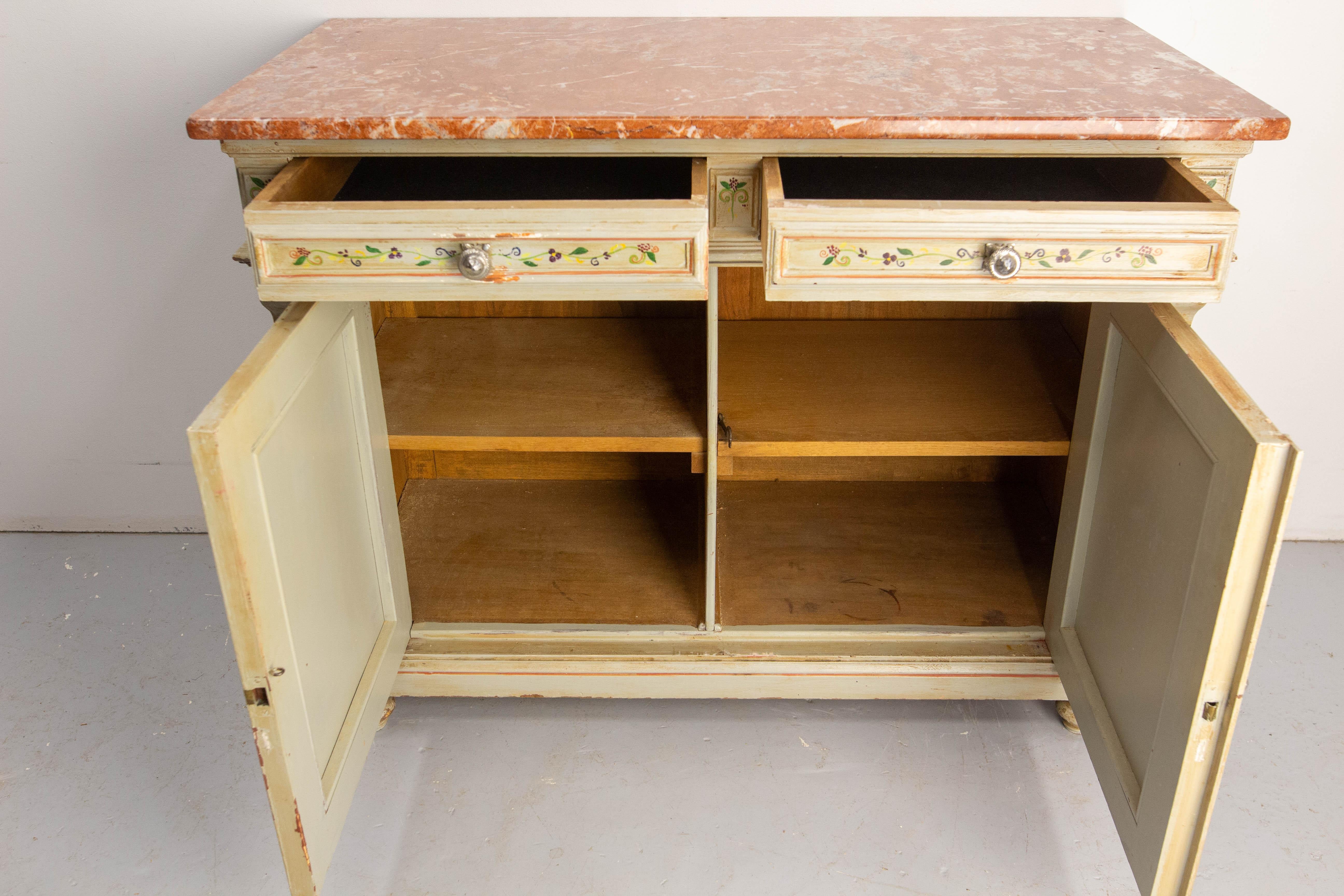 Bemaltes Buffetschrank mit Holz- und Marmorplatte, patiniert und dekoriert, Französisch, um 1900 im Angebot 8