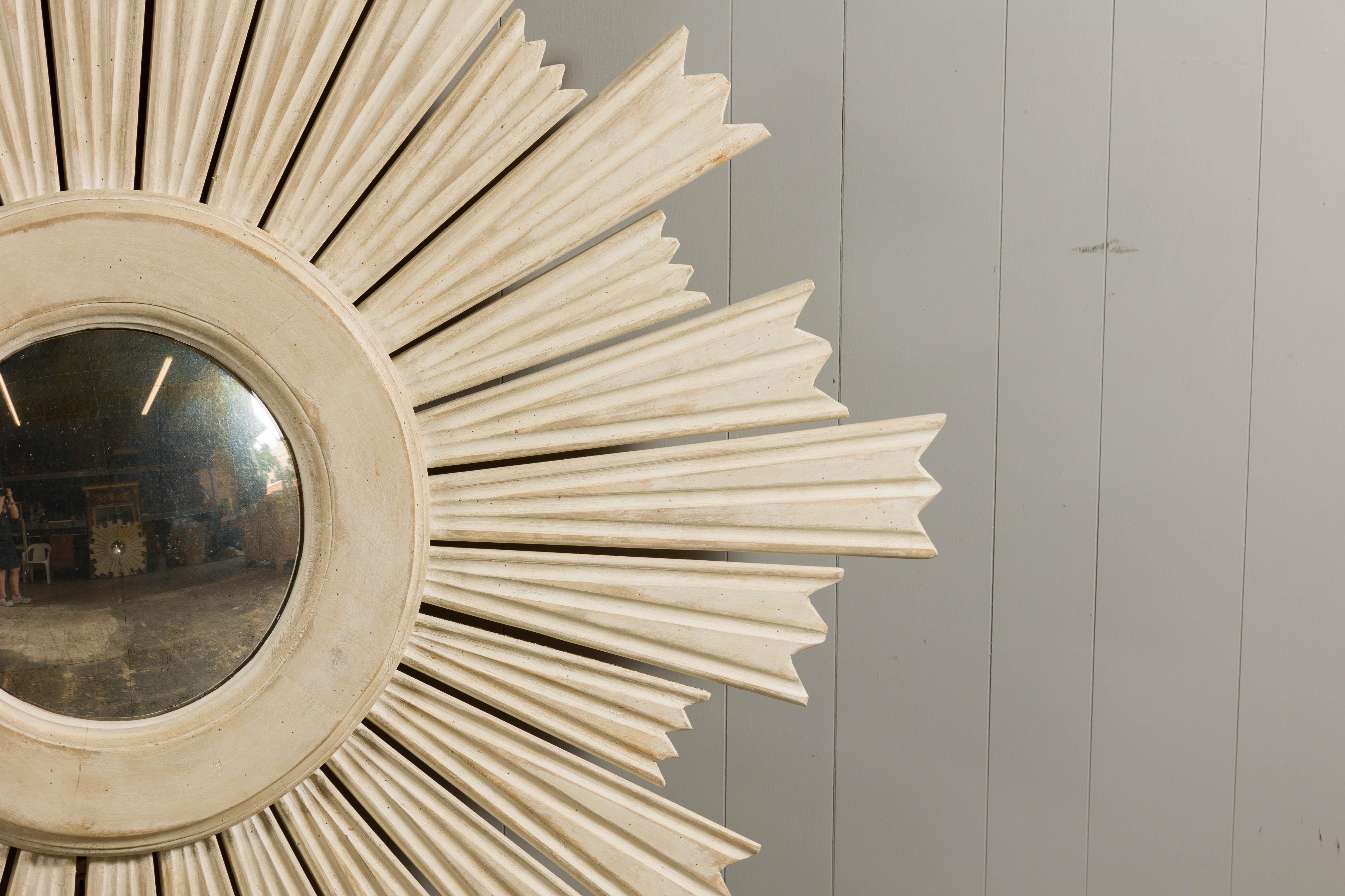 Painted Wood Modern Custom Sunburst with Convex Mirror with Varying Rays For Sale 1