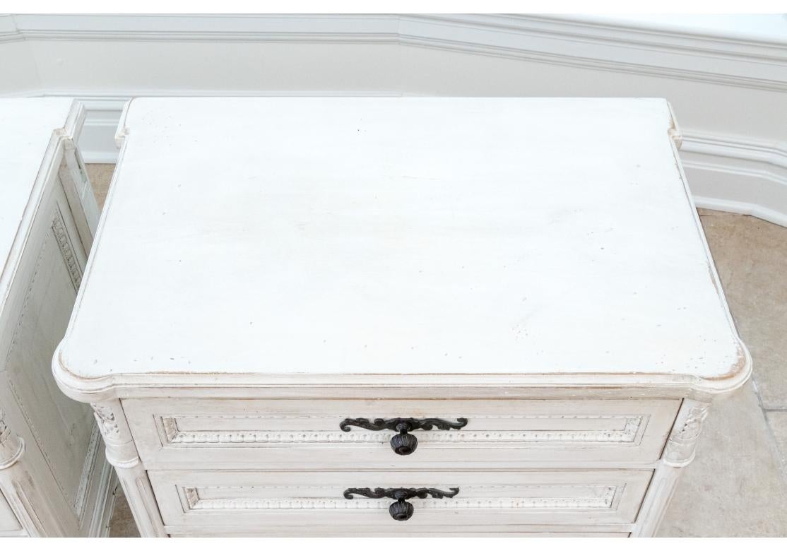 Painted Wood Night Stand Pair In Country French Style For Sale 2