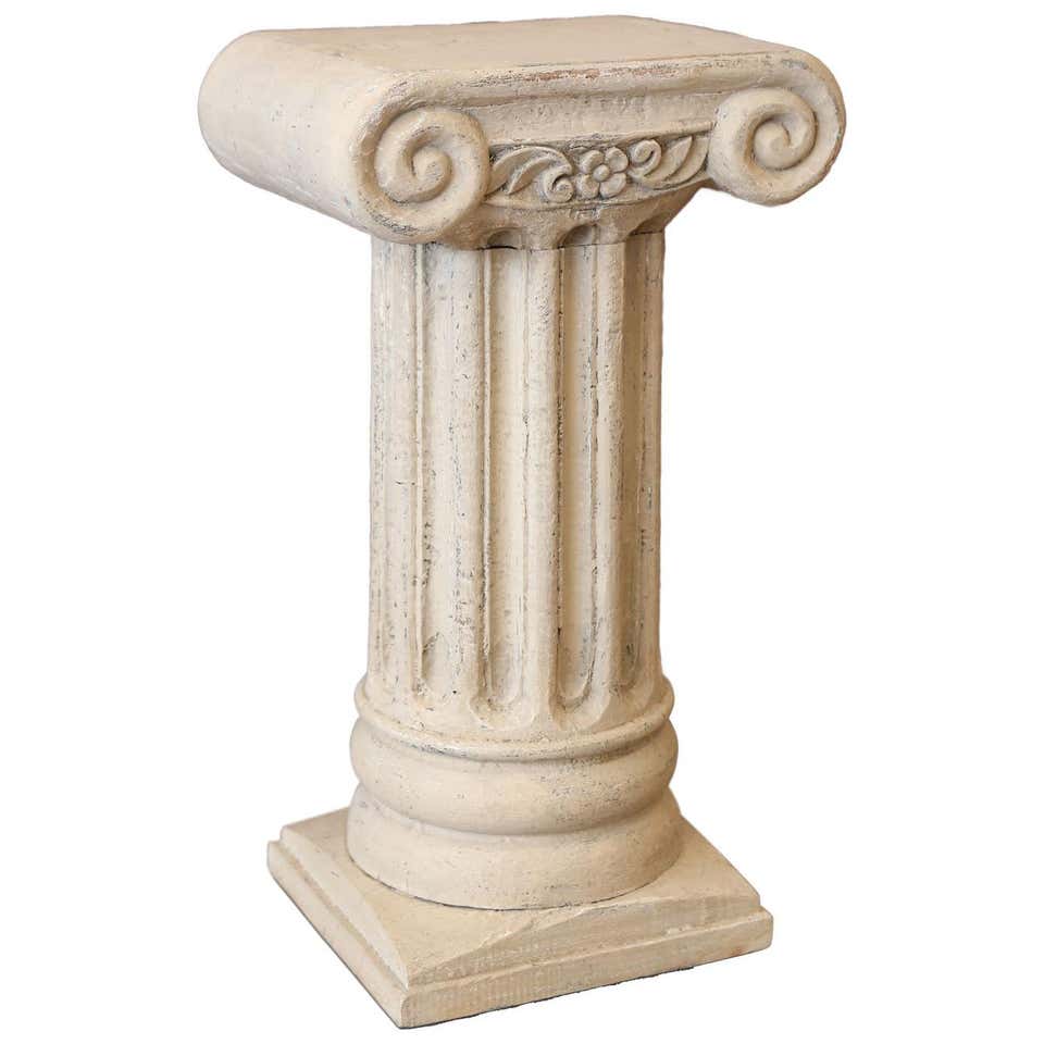 Antique Pedestals For Sale in Houston - 1stdibs