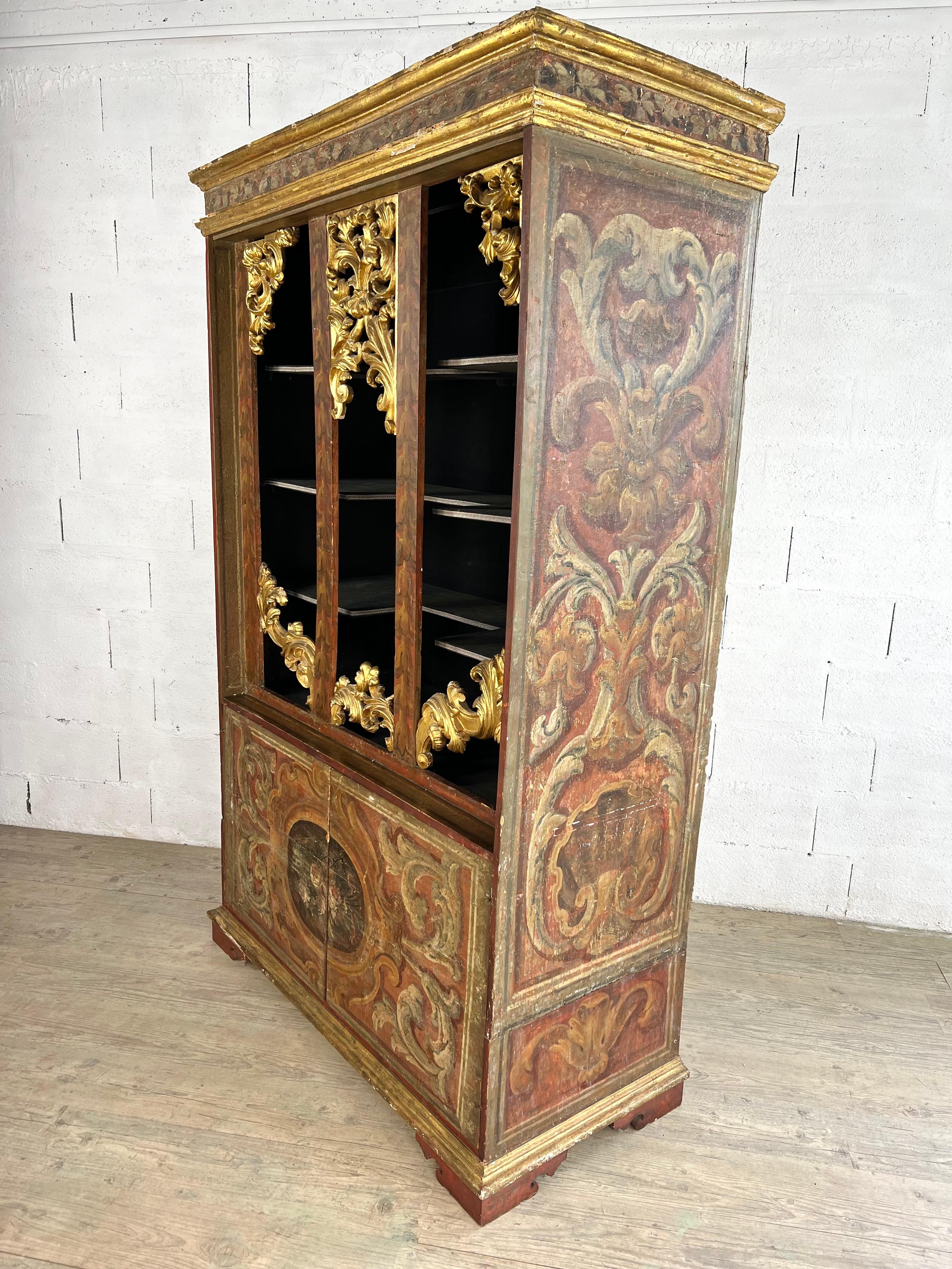Estantería-librería de madera pintada Italia Barroco en venta