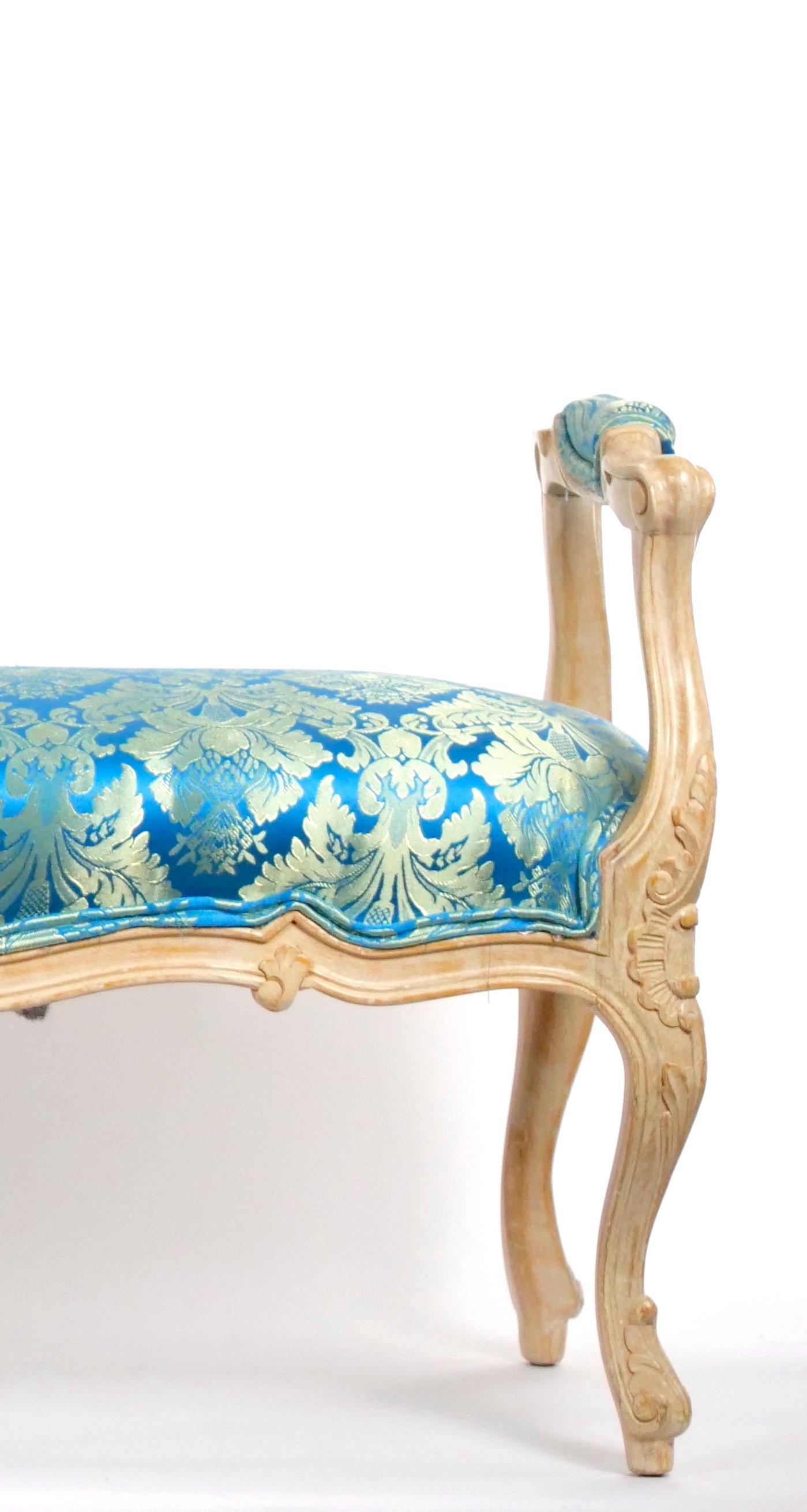 Italian Painted Wood Window Bench / Arms & Flute Carved Accents  / Upholstered Seat For Sale