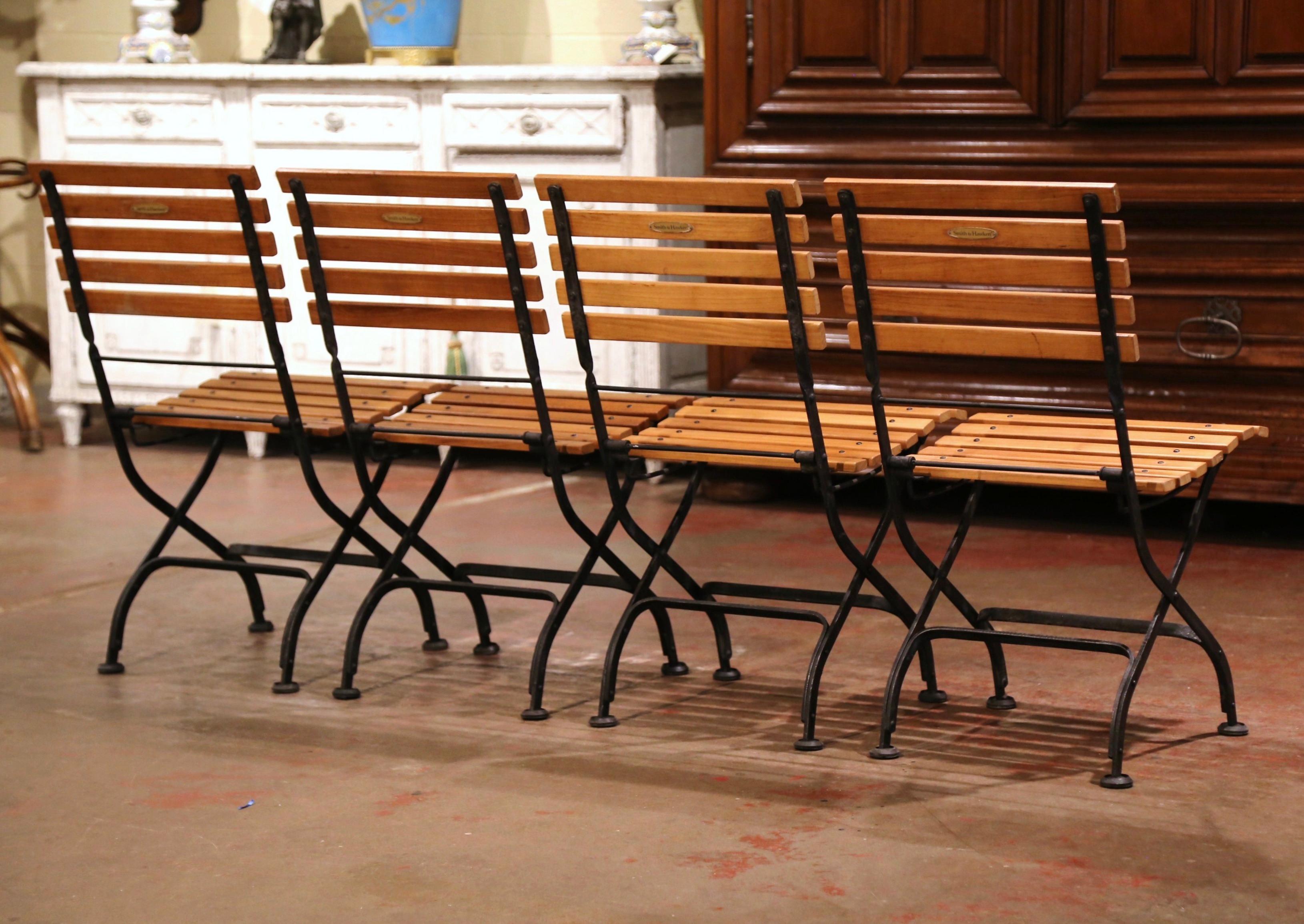 Painted Wrought Iron and Teak Wood Folding Garden Chairs, Set of Four 3