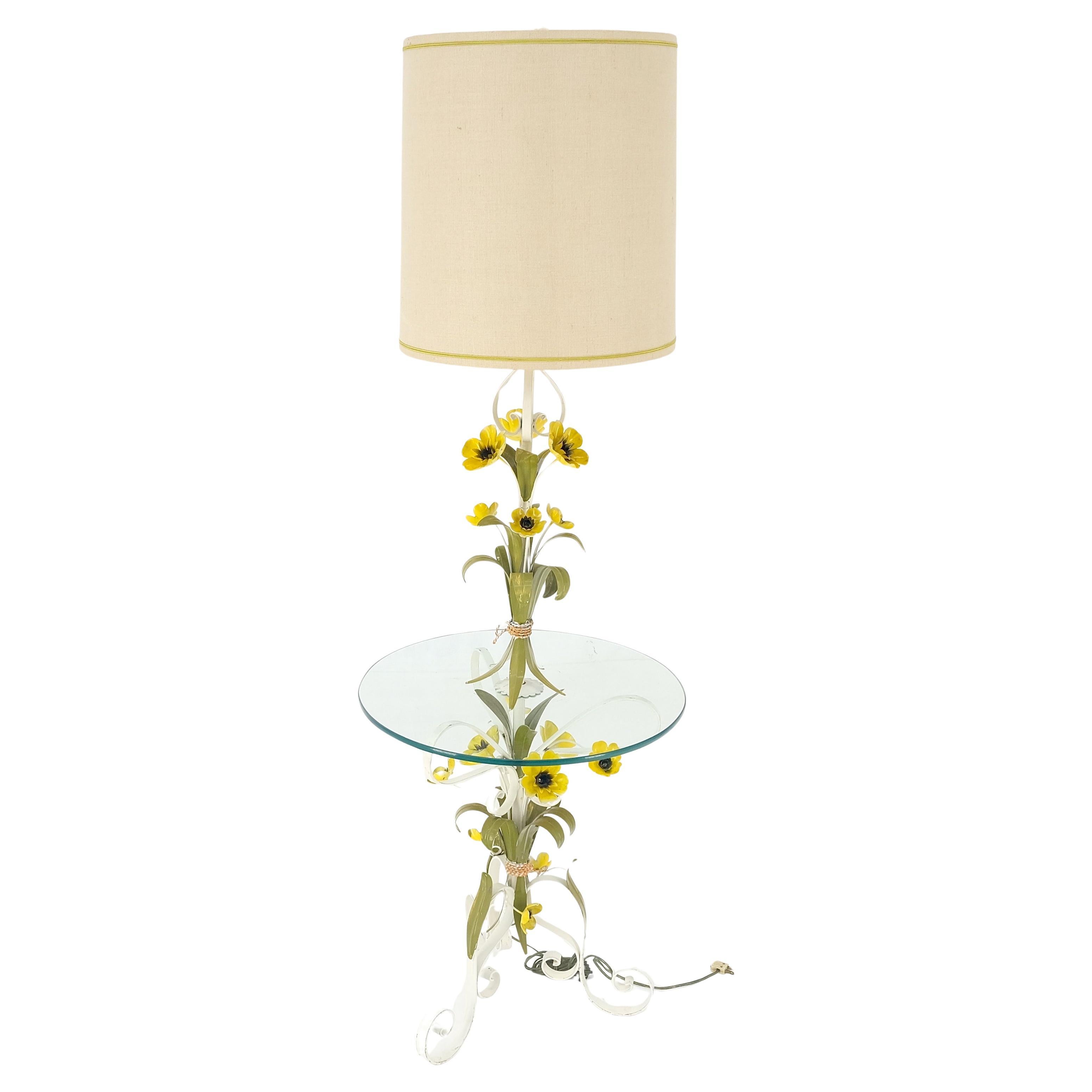 Bemalte schmiedeeiserne Blumen, italienische Mid-Century Modern-Beistelltisch-Stehlampe