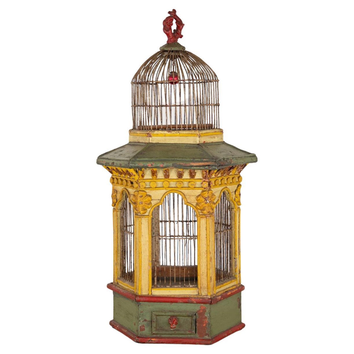 Cage à oiseaux pagode peinte en jaune et vert, 1820 sur 1stDibs