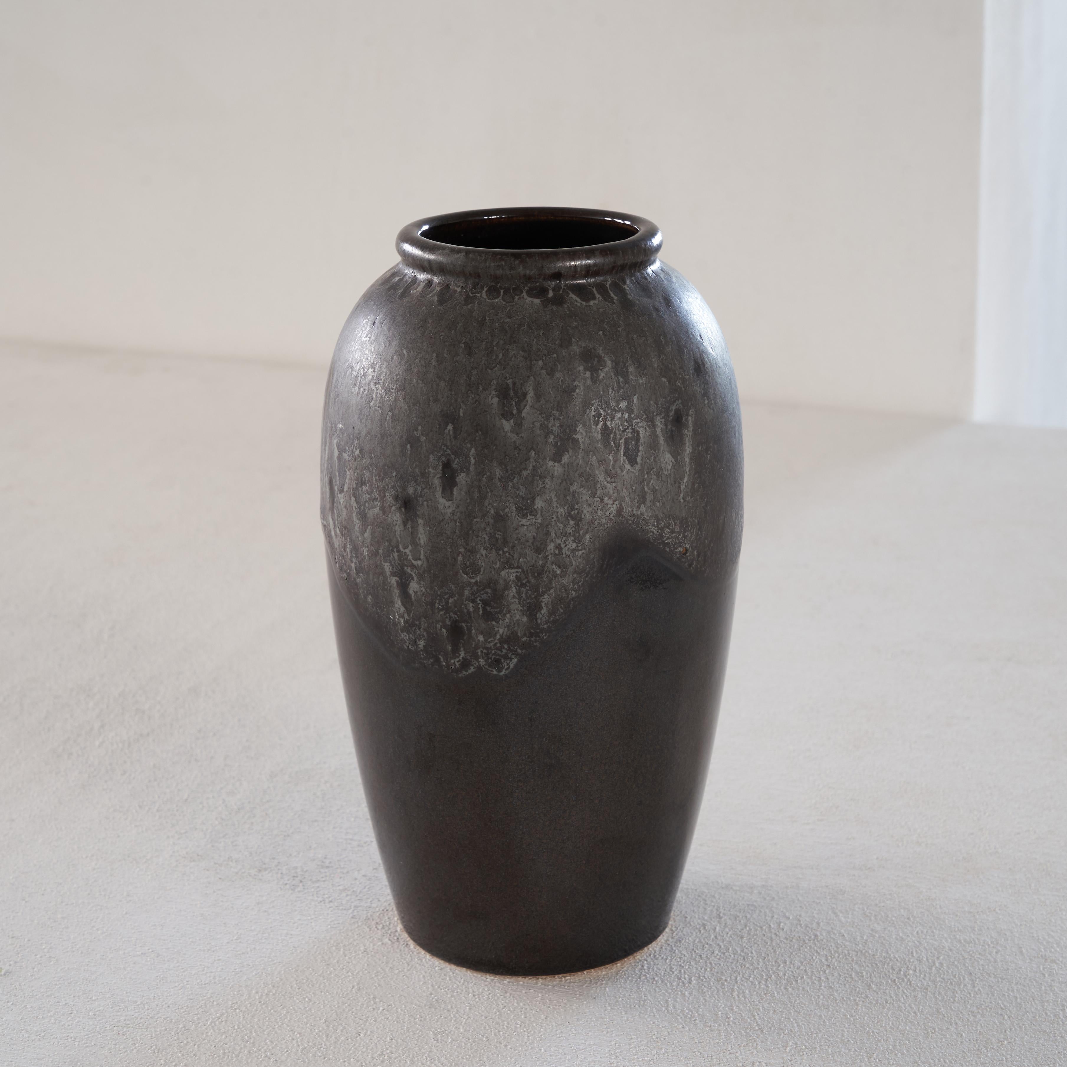 Mid-Century Modern Painterly Decorated Anthracite Mid Century Pottery Vase