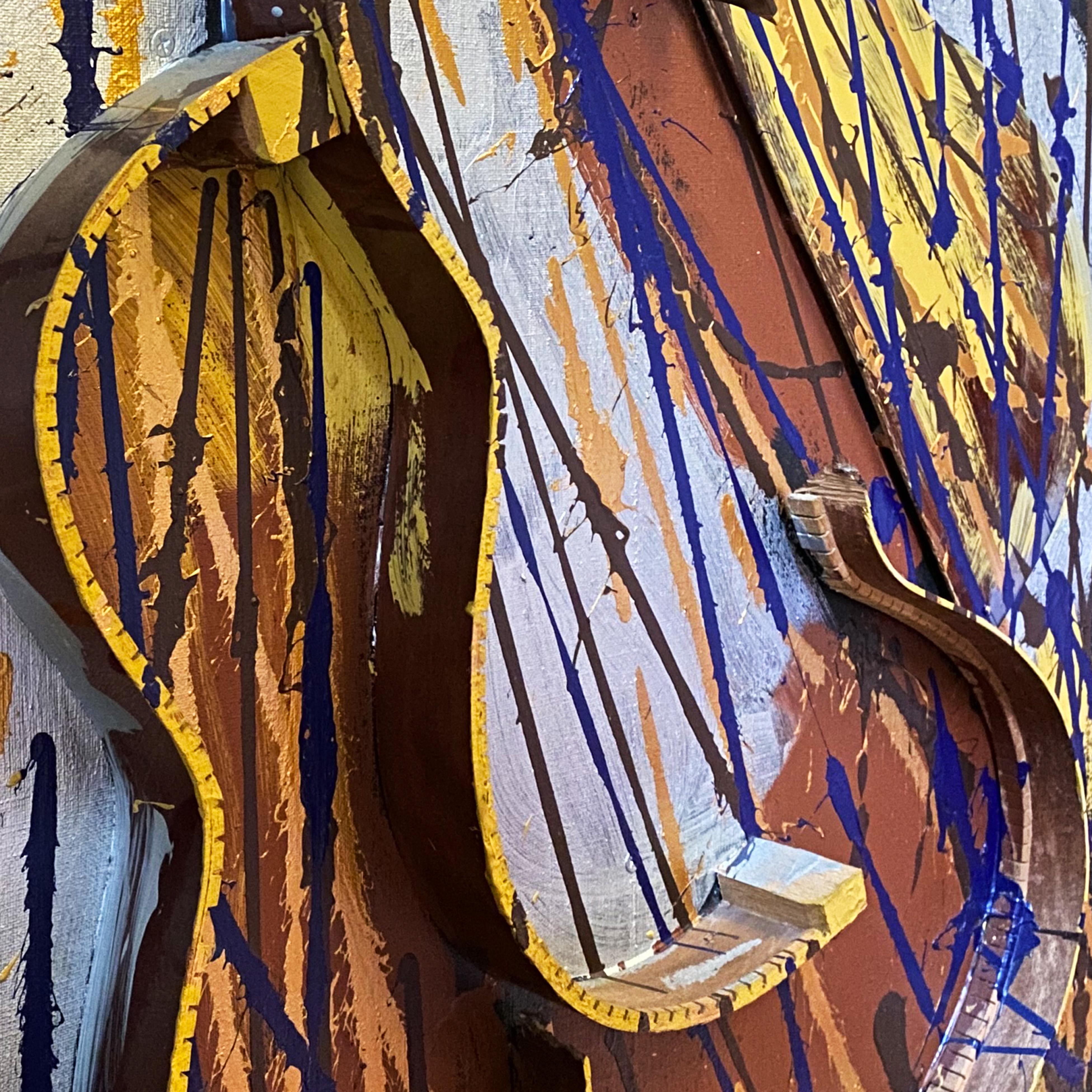 Peinture à l'huile de guitare Arman Fernandez du milieu du siècle dernier - Bois noir et jaune en vente 1