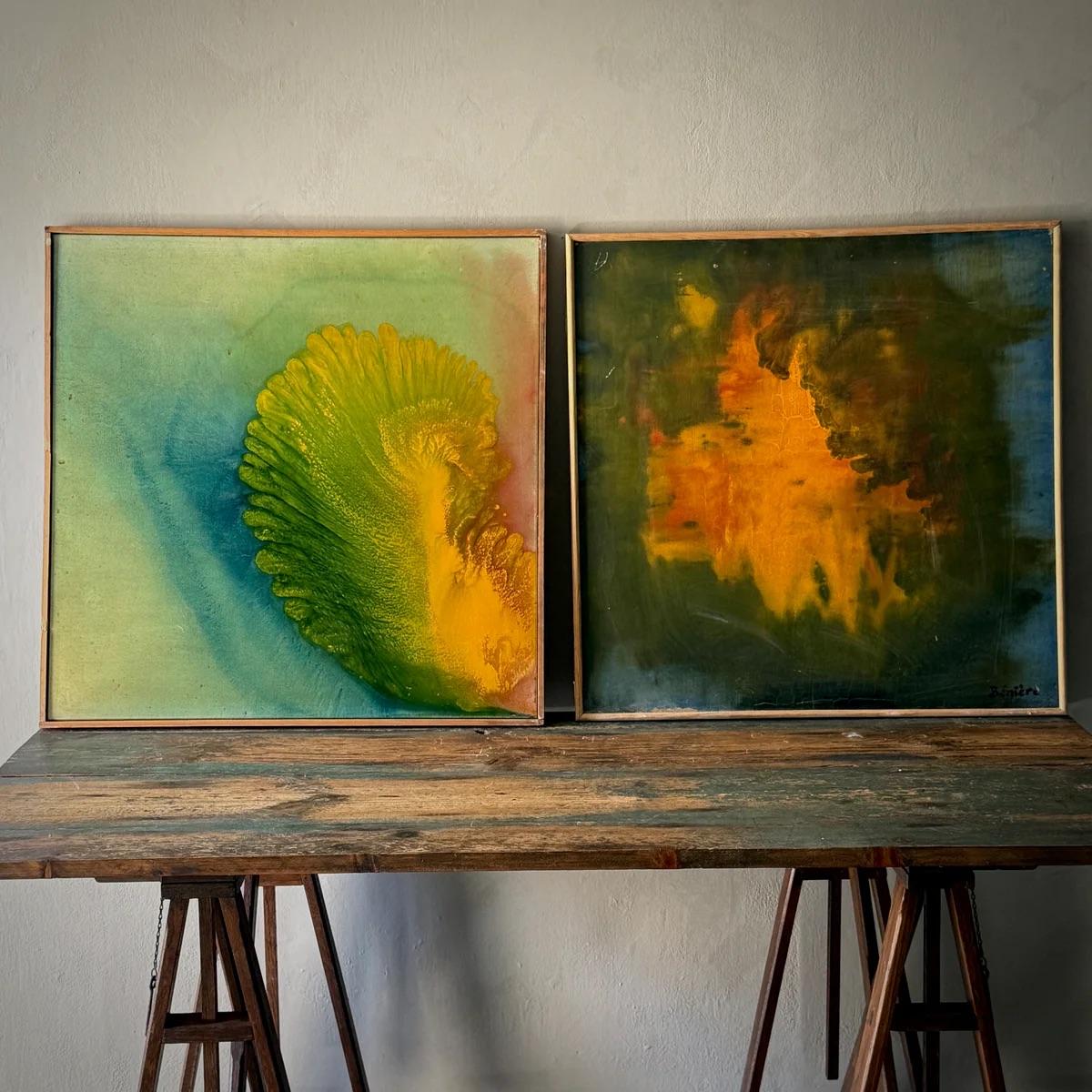 Un par de cuadros de una colección de 22 de Lucien Beniere, cada uno de los cuales capta un momento distinto dentro de la visión cohesiva del artista.  Las fotos adicionales representan otras obras disponibles del mismo artista están disponibles en