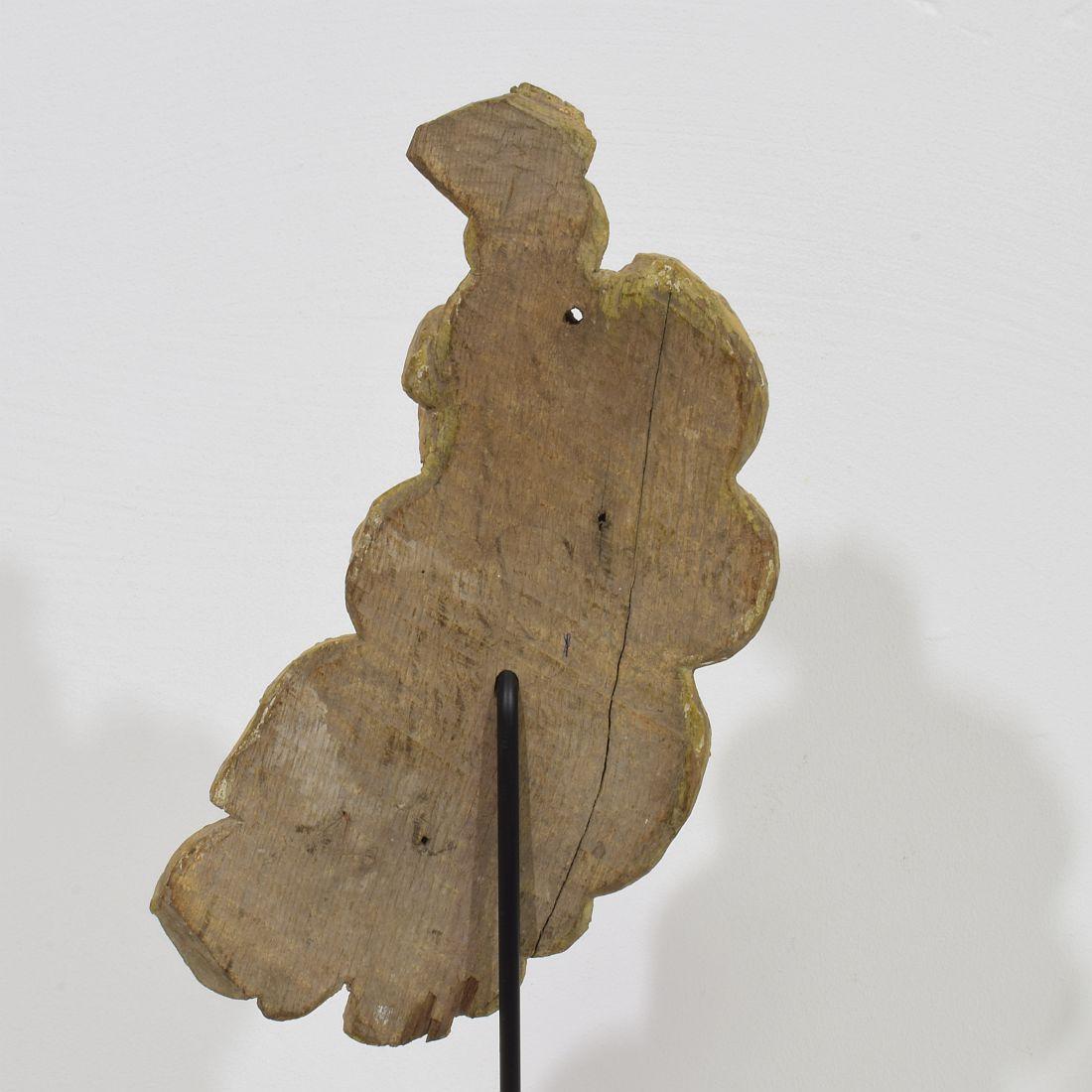 Pair 17/18th Century French Gilded Carved Oak Baroque Ornaments For Sale 5