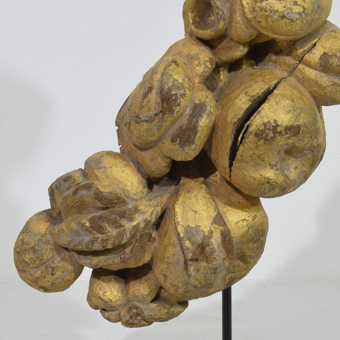 Pair 17/18th Century French Gilded Carved Oak Baroque Ornaments For Sale 8