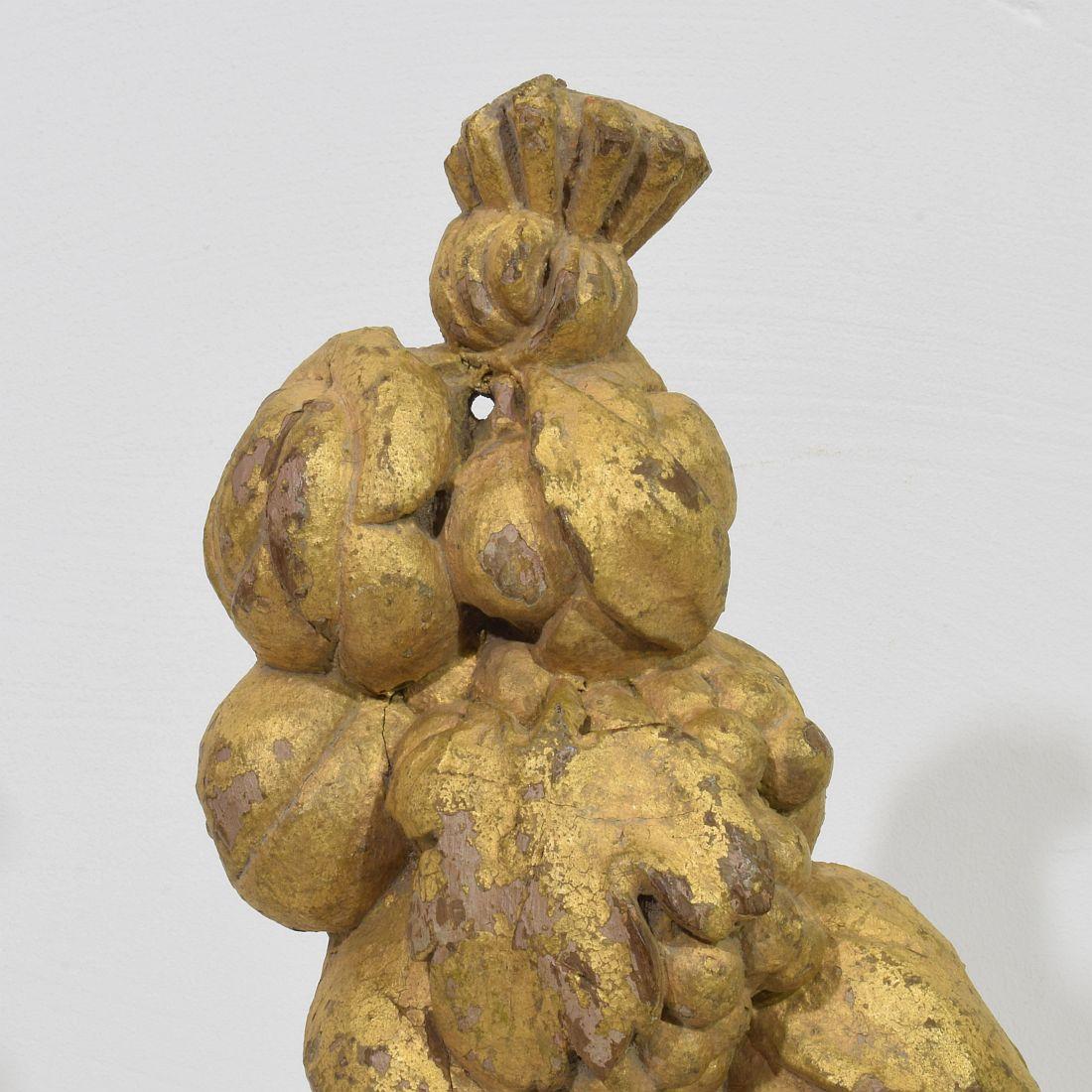 Pair 17/18th Century French Gilded Carved Oak Baroque Ornaments For Sale 3