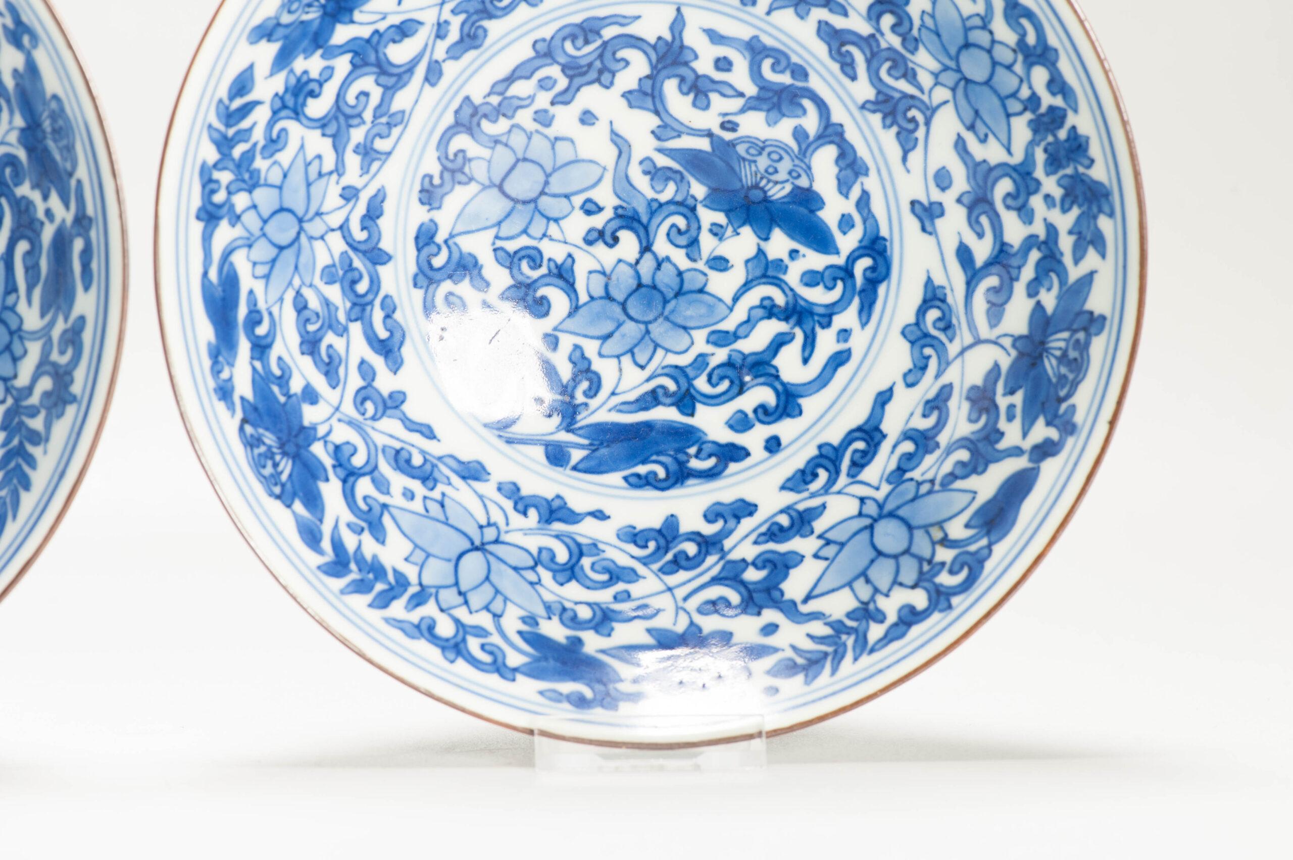 Pair 17c Antique Chinese Porcelain Blue and White Bowls Shunzhi Transitional 1