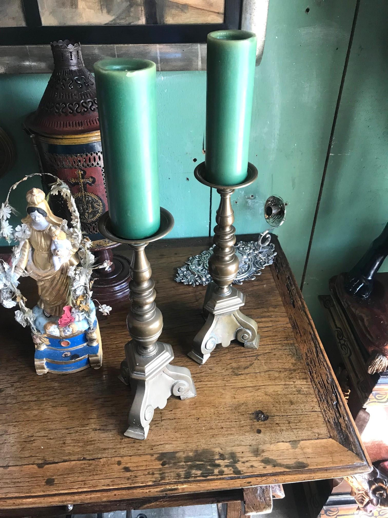 European Pair 17th Century Candlesticks Candle Holder Light in Brass Antique Gift Object For Sale