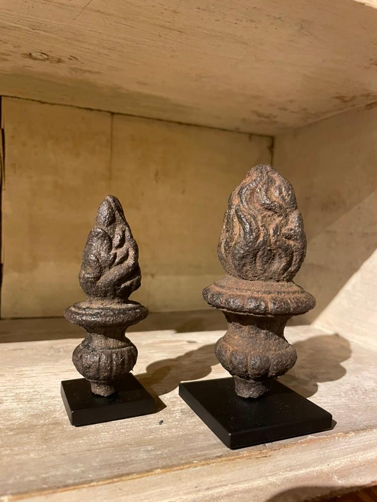 Pair 17th Century French Baroque Iron Flaming Urn Finials  In Good Condition For Sale In Stamford, CT