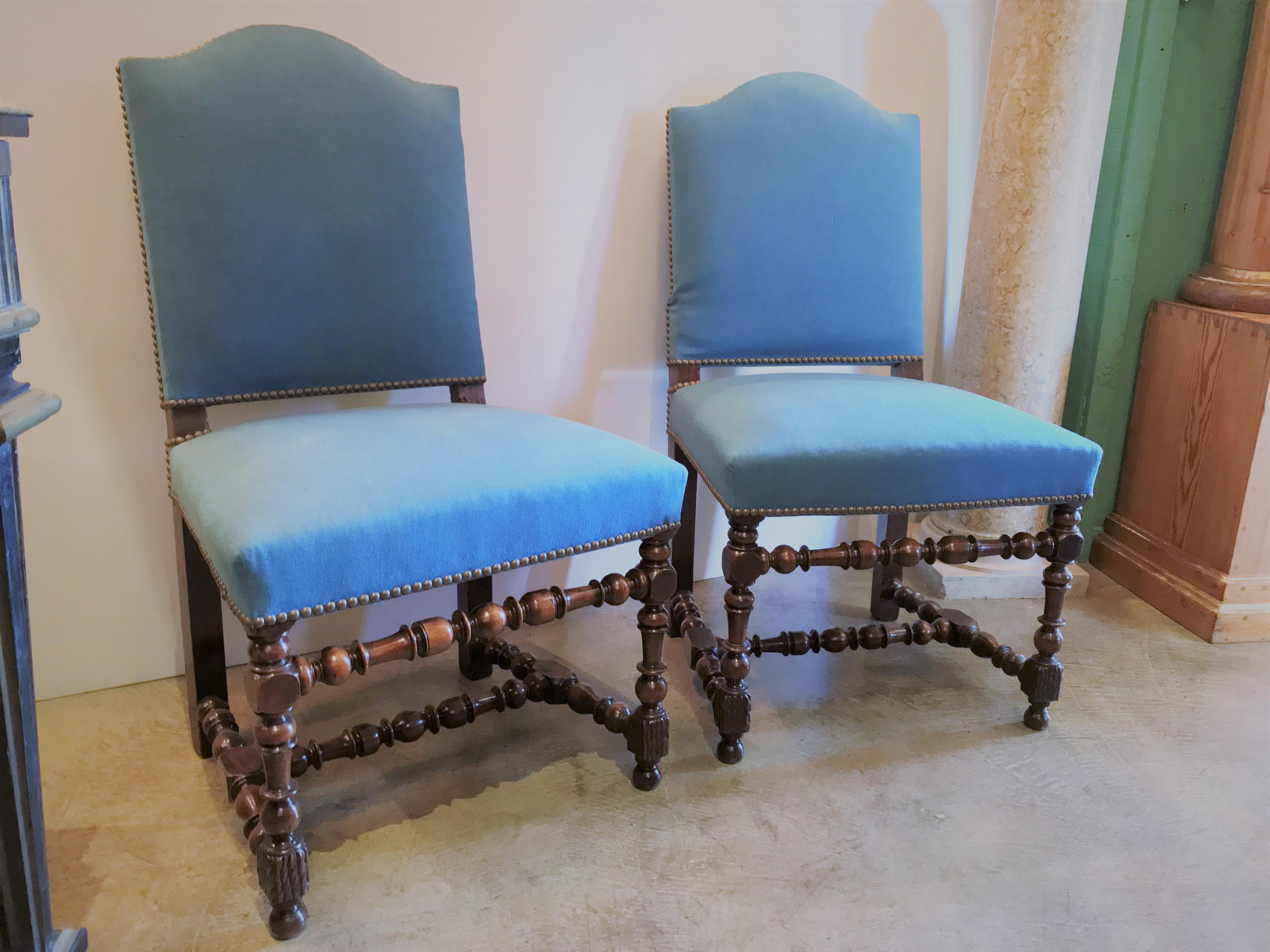 Pair 17th Century Louis XIII Period Dining Room Side Hallway Chairs Hand Carved For Sale 13