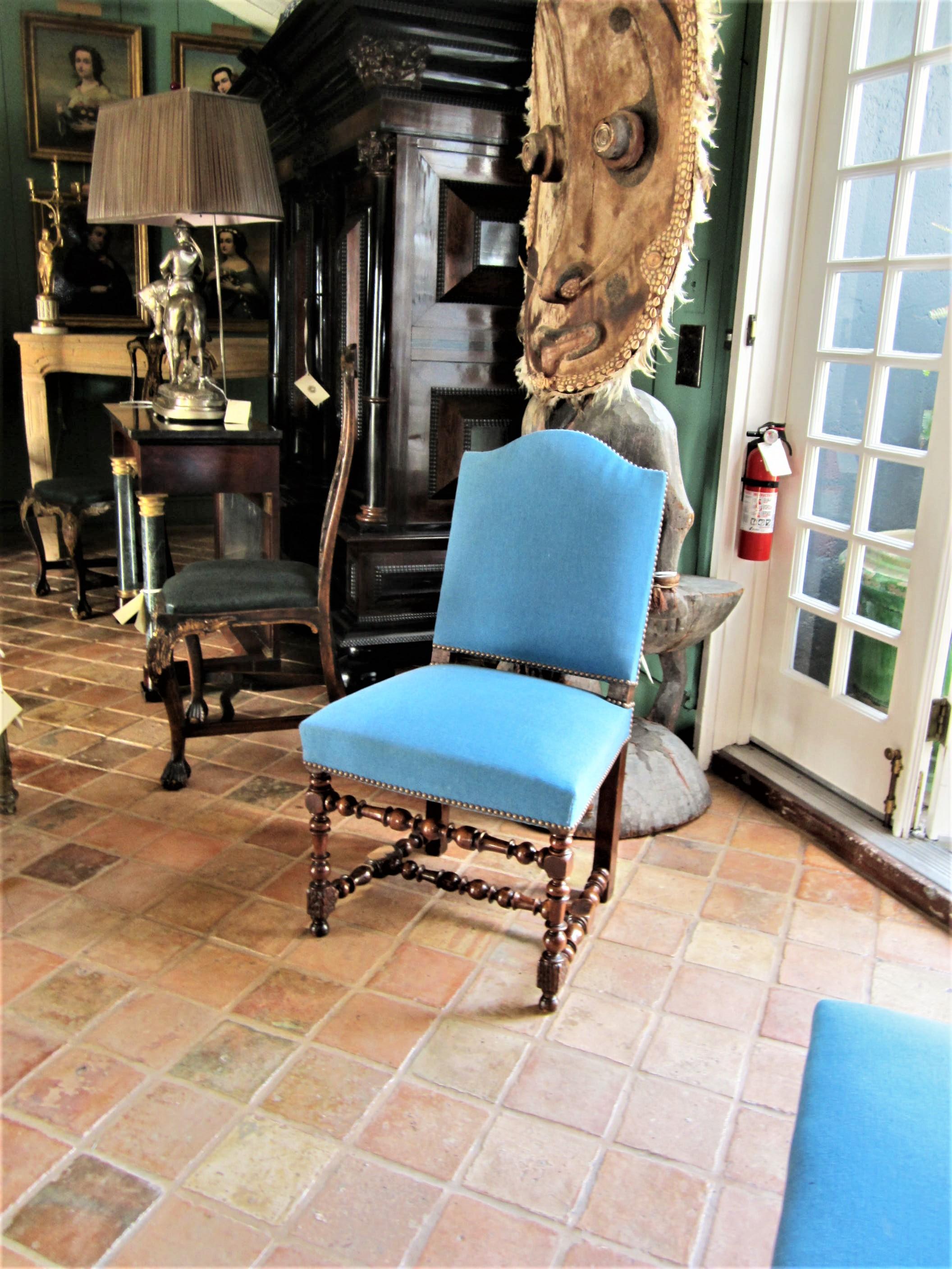 Hand-Carved Pair 17th Century Louis XIII Period Dining Room Side Hallway Chairs Hand Carved For Sale