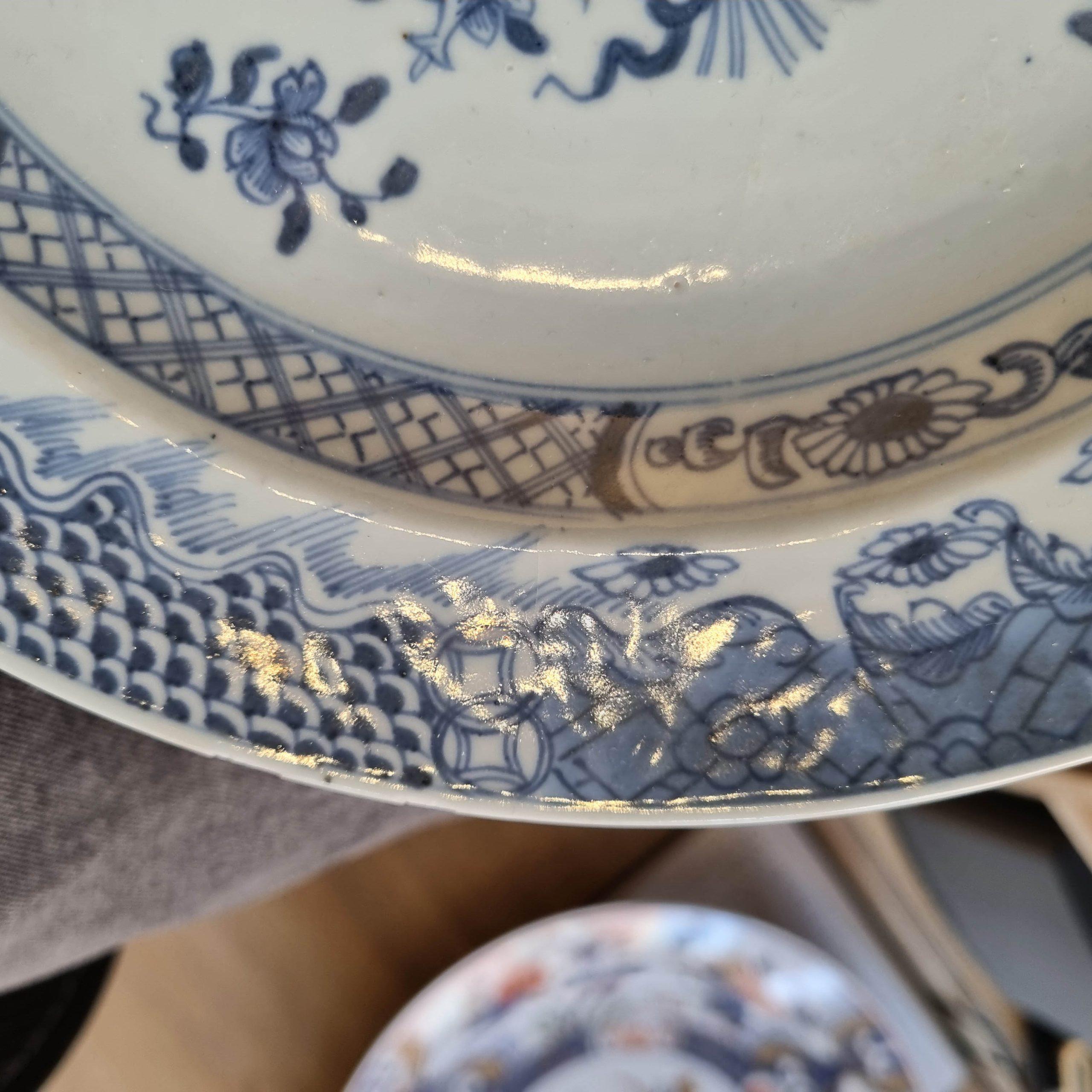Pair 18C Antique Chinese Porcelain Kangxi/Yongzheng Blue White Flowers For Sale 4
