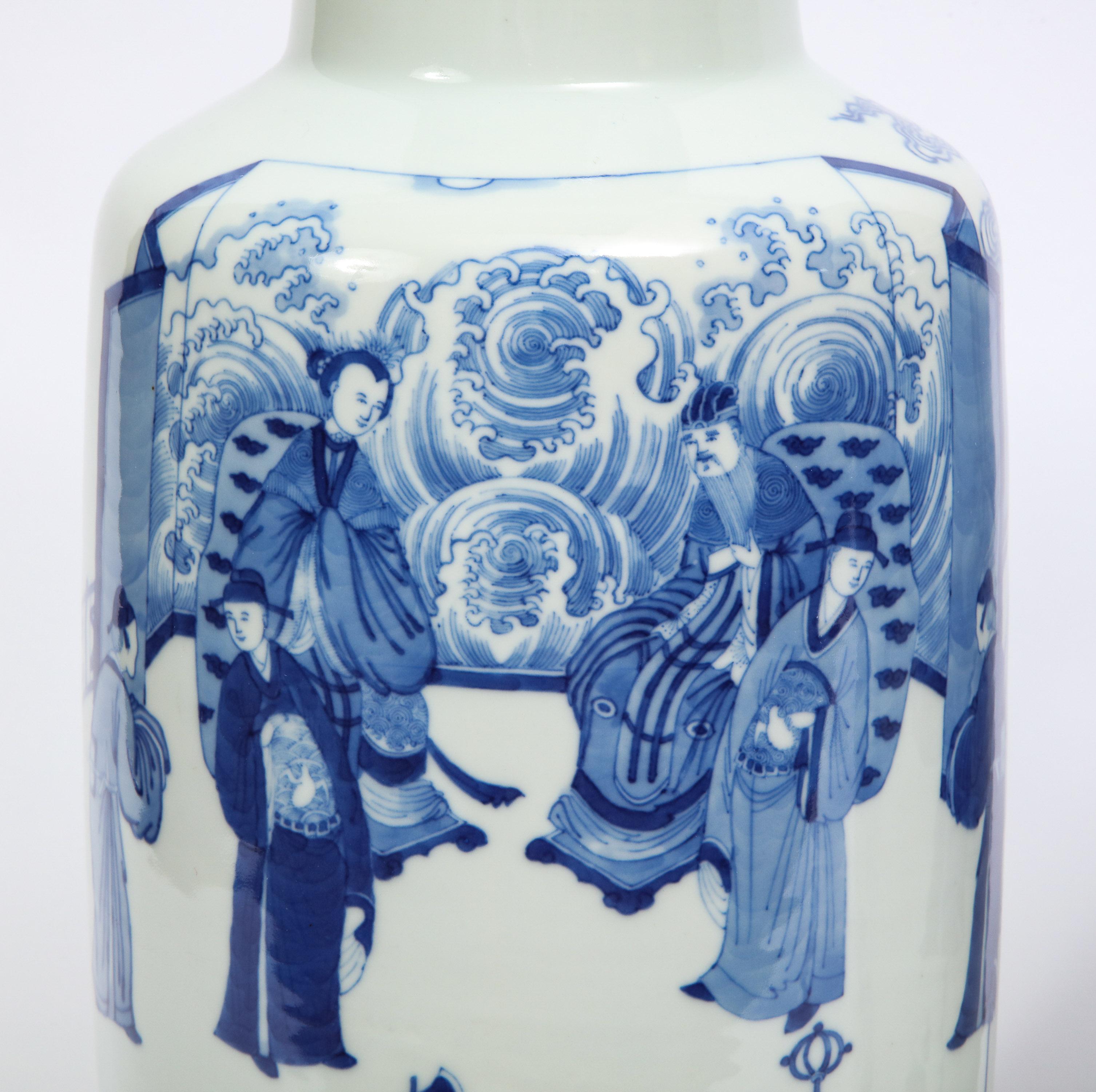 19th Century Blue & White Chinese Porcelain Bangchui Ping Form Vases, Pair For Sale 4