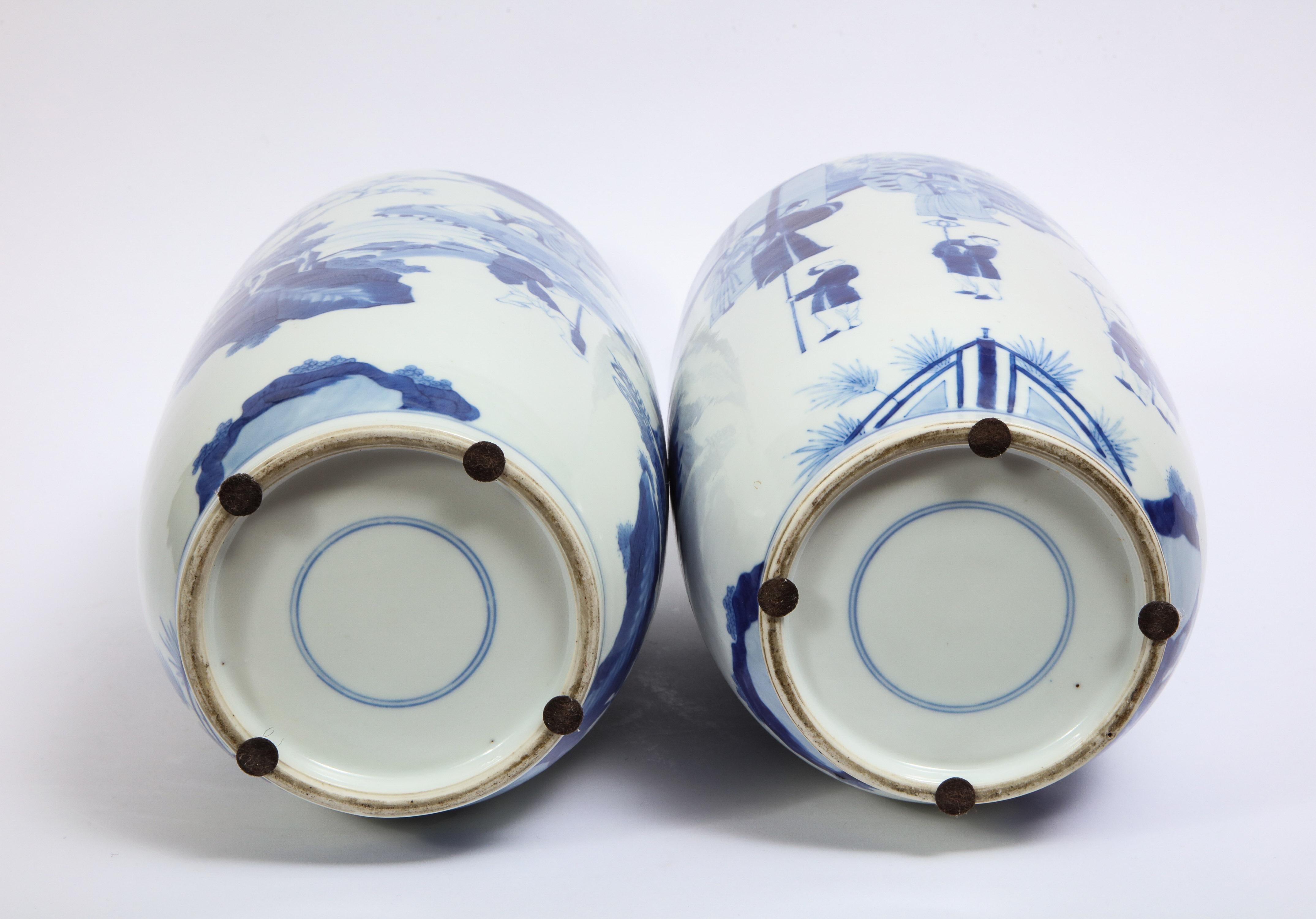 19th Century Blue & White Chinese Porcelain Bangchui Ping Form Vases, Pair For Sale 8