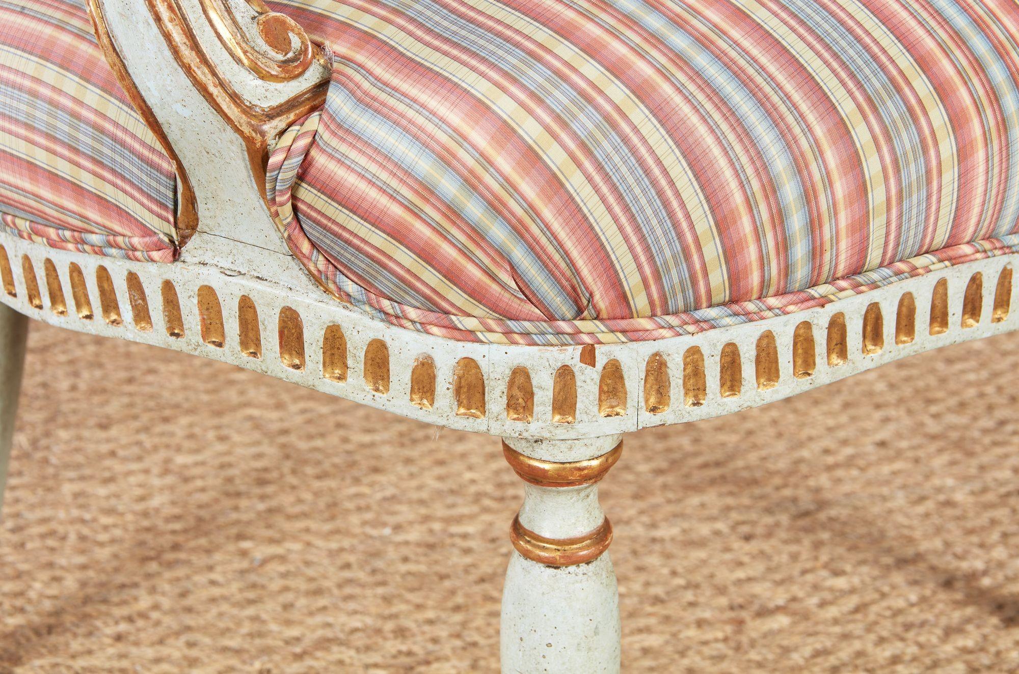 Pair 18th c. English Armchairs en vente 3