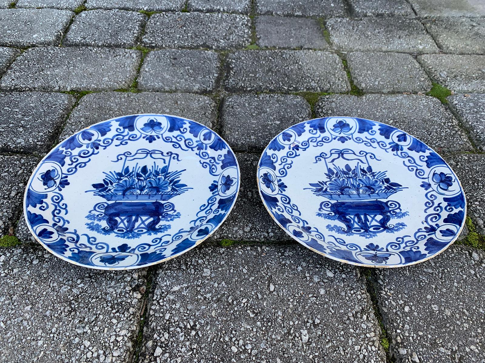 Pair of 18th Century Blue and White Porcelain Plates 1